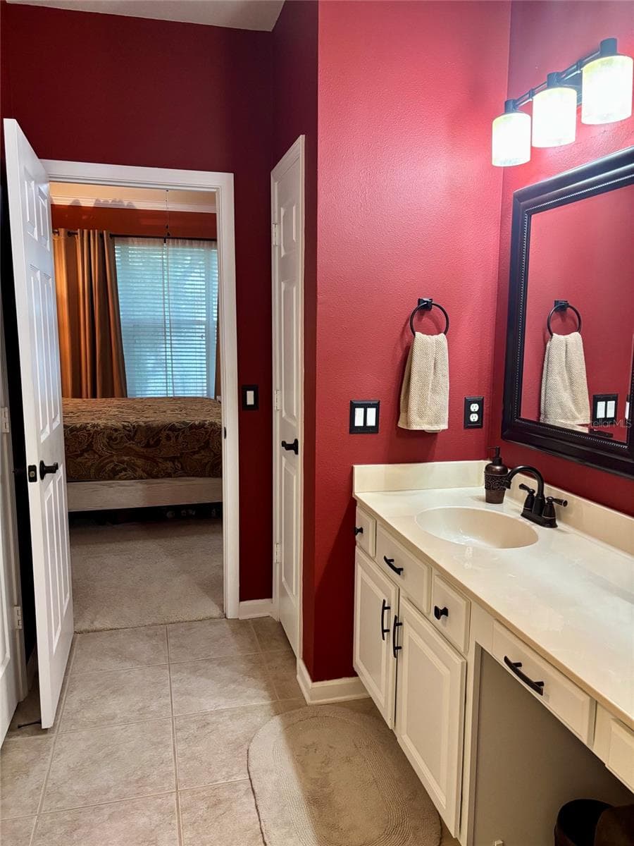 Condominium at 2003 SANTA CATALINA LN #2003, RIVERVIEW, photo 44 of 51