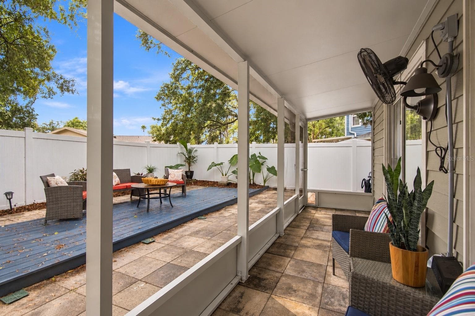 Townhouse at 2724 HAMBLE VILLAGE LN, PALM HARBOR, photo 49 of 56