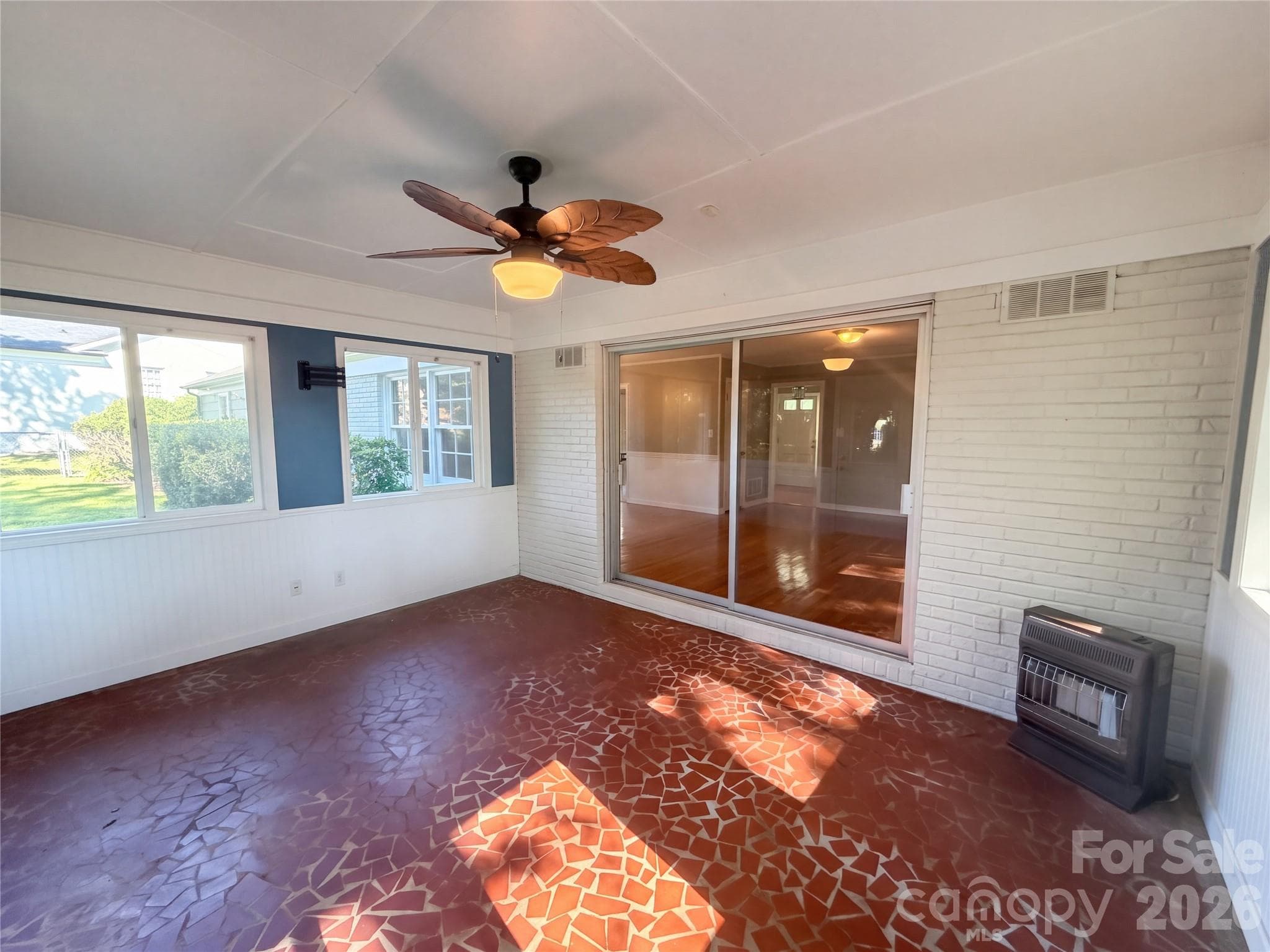 Single Family Residence at 3309 Gardner Park Drive, Gastonia, photo 12 of 16