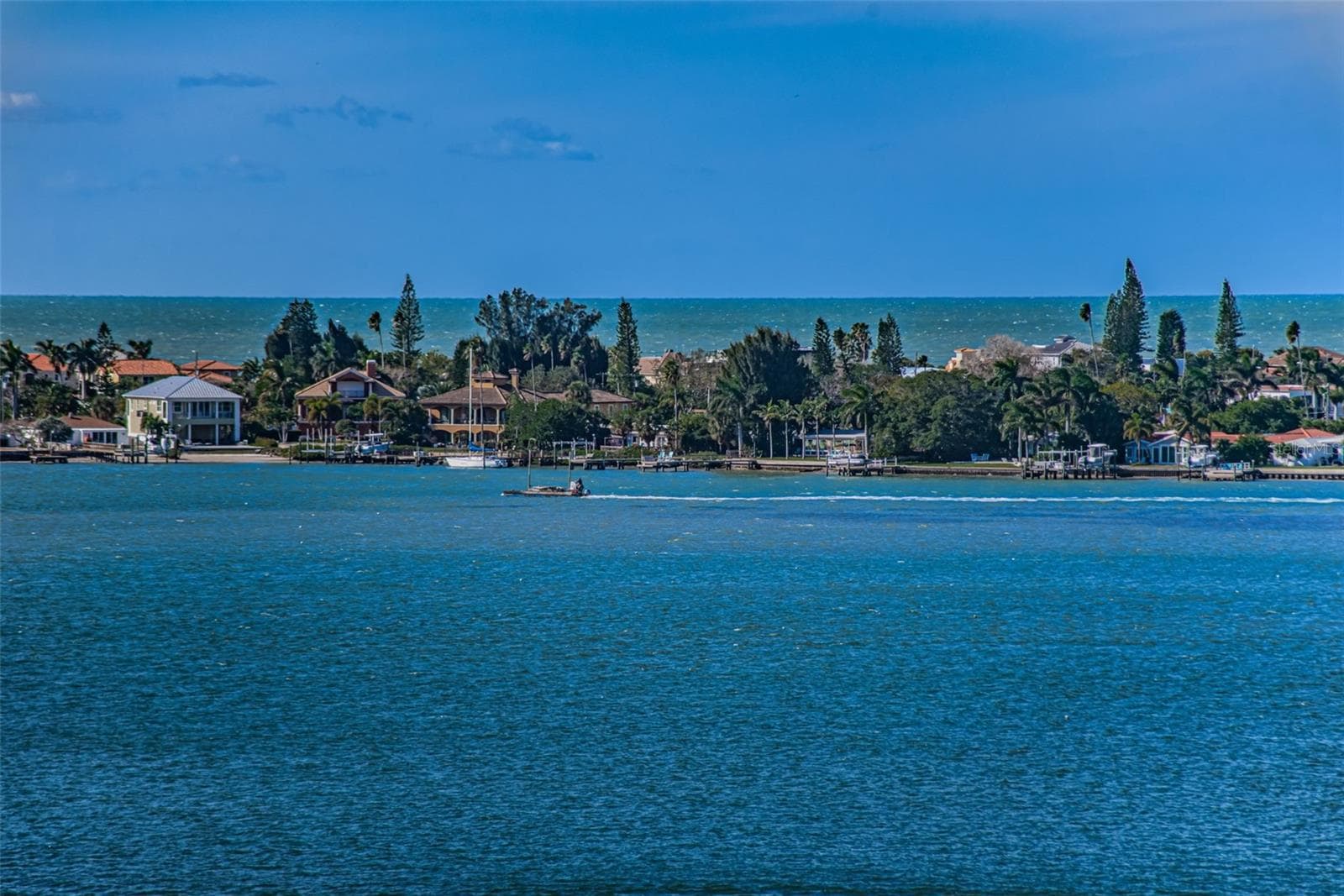 Condominium at 4575 COVE CIR #1003, ST PETERSBURG, photo 17 of 54
