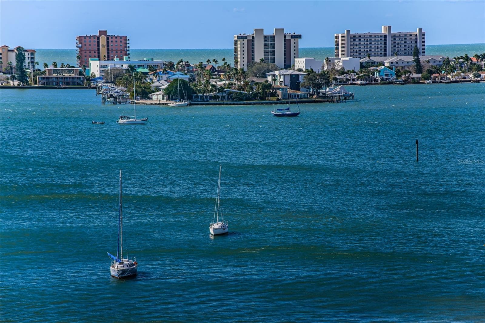 Condominium at 4575 COVE CIR #1003, ST PETERSBURG, photo 19 of 54