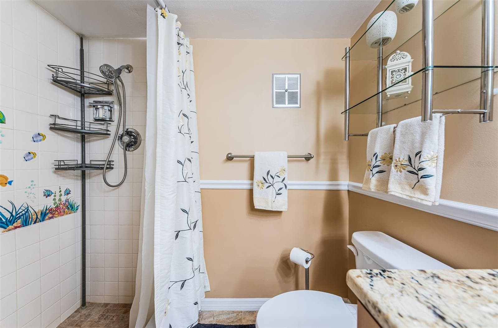 Condominium at 4575 COVE CIR #1003, ST PETERSBURG, photo 37 of 54