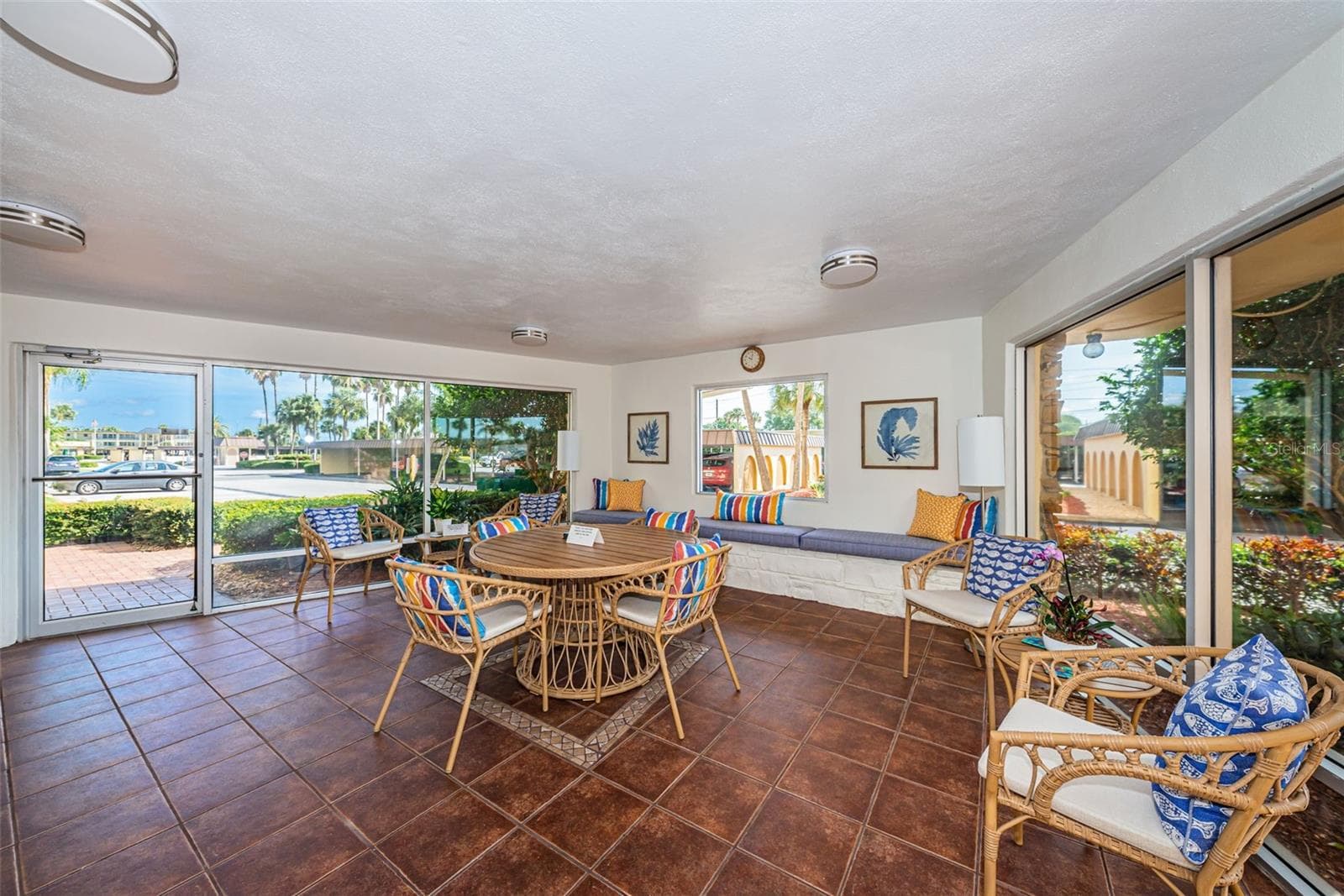 Building lobby - 4575 COVE CIR #1003, ST PETERSBURG