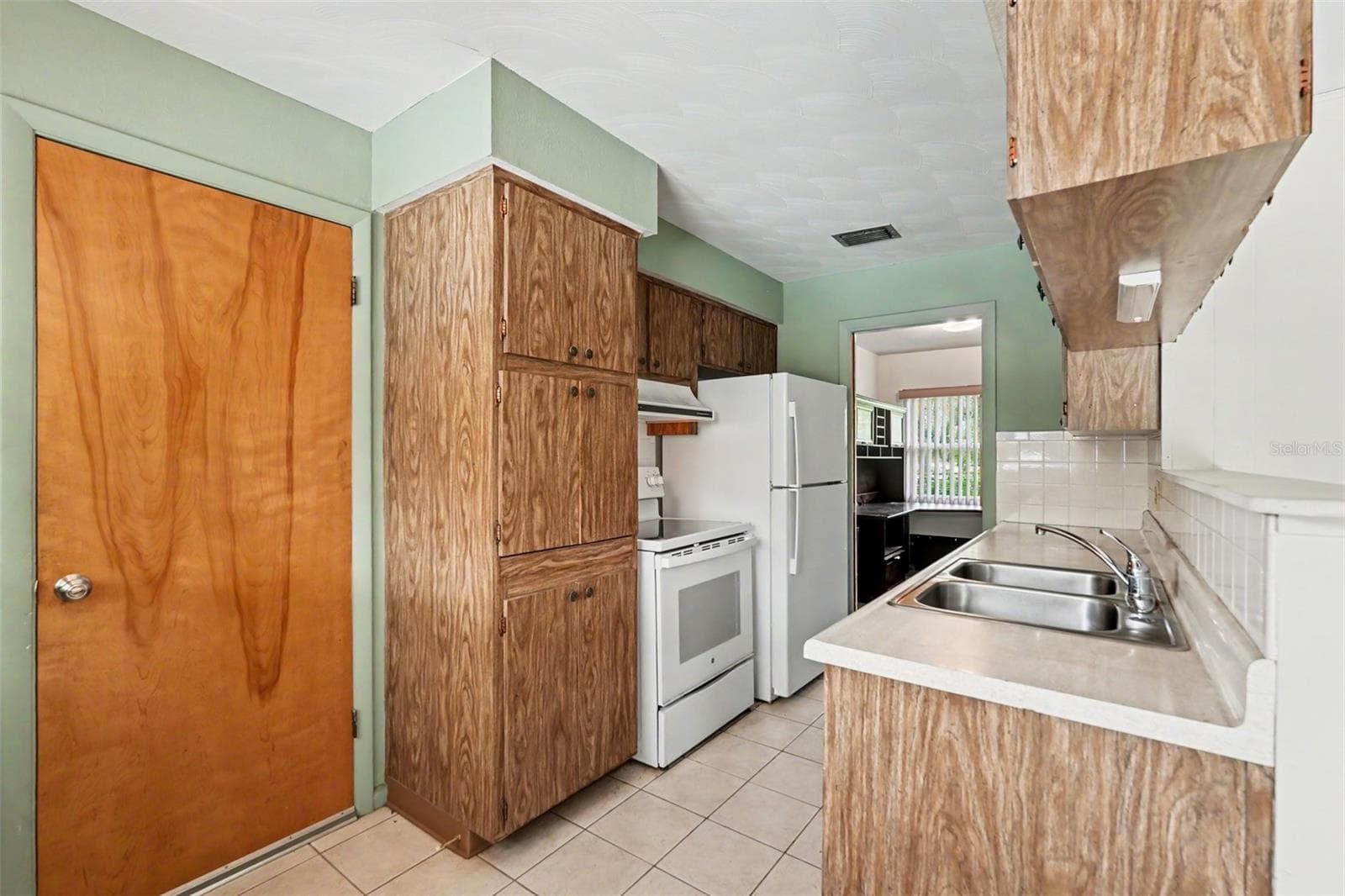 Single Family Residence at 39800 COUNTY ROAD 54, ZEPHYRHILLS, photo 19 of 35