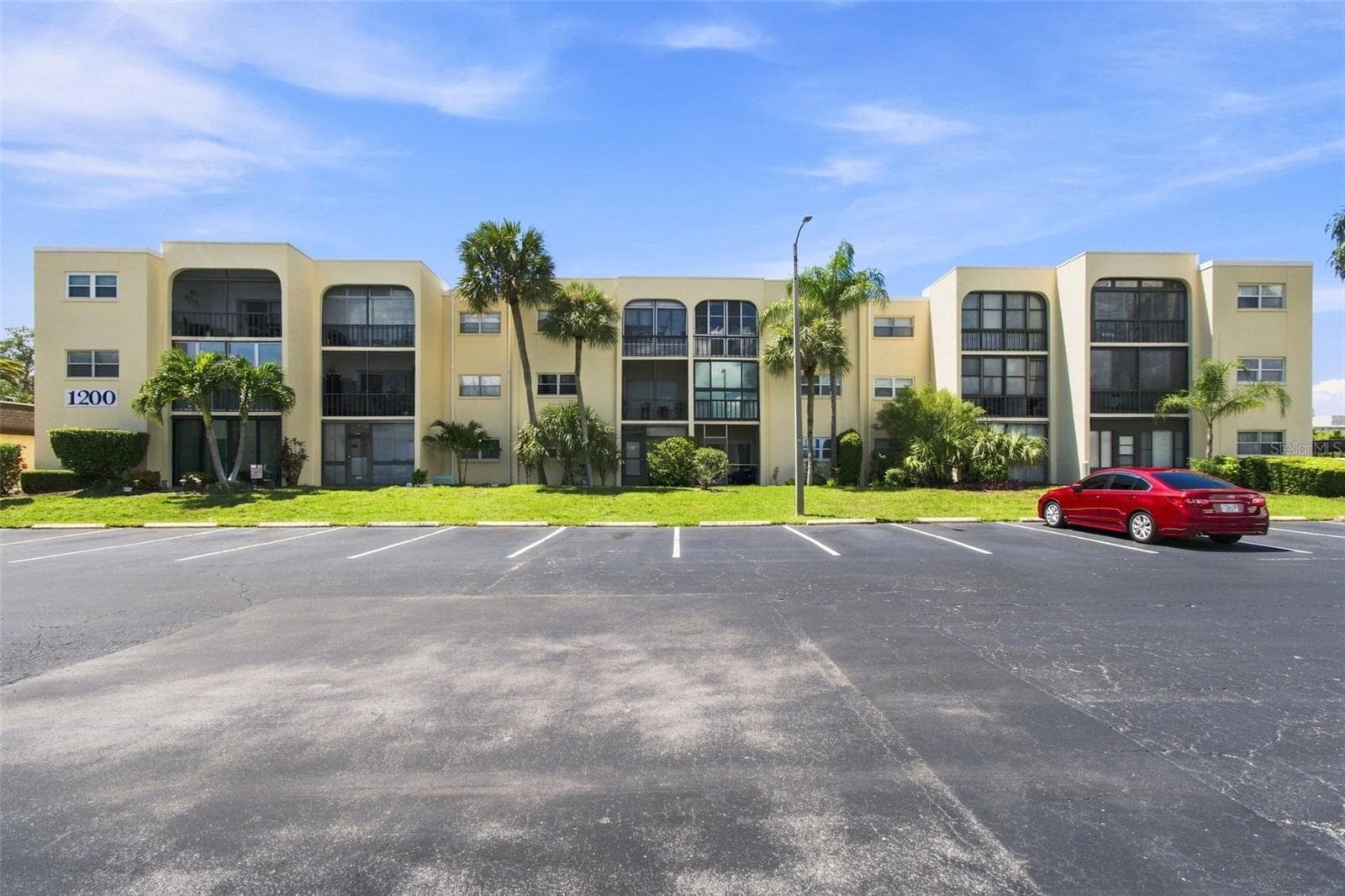 Condominium at 11485 OAKHURST RD #1200-214, LARGO, photo 3 of 70