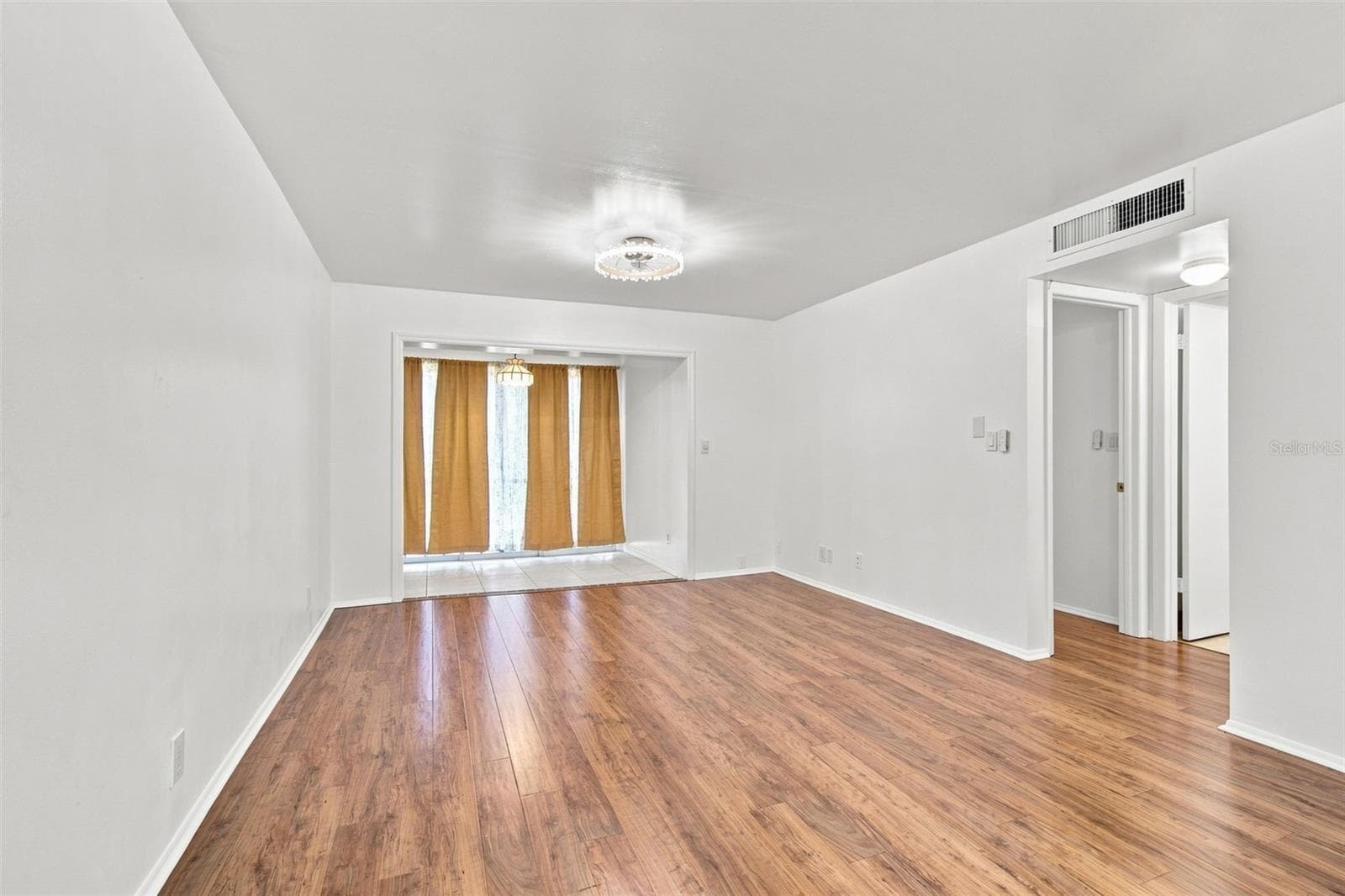 Condominium at 11485 OAKHURST RD #1200-214, LARGO, photo 7 of 70