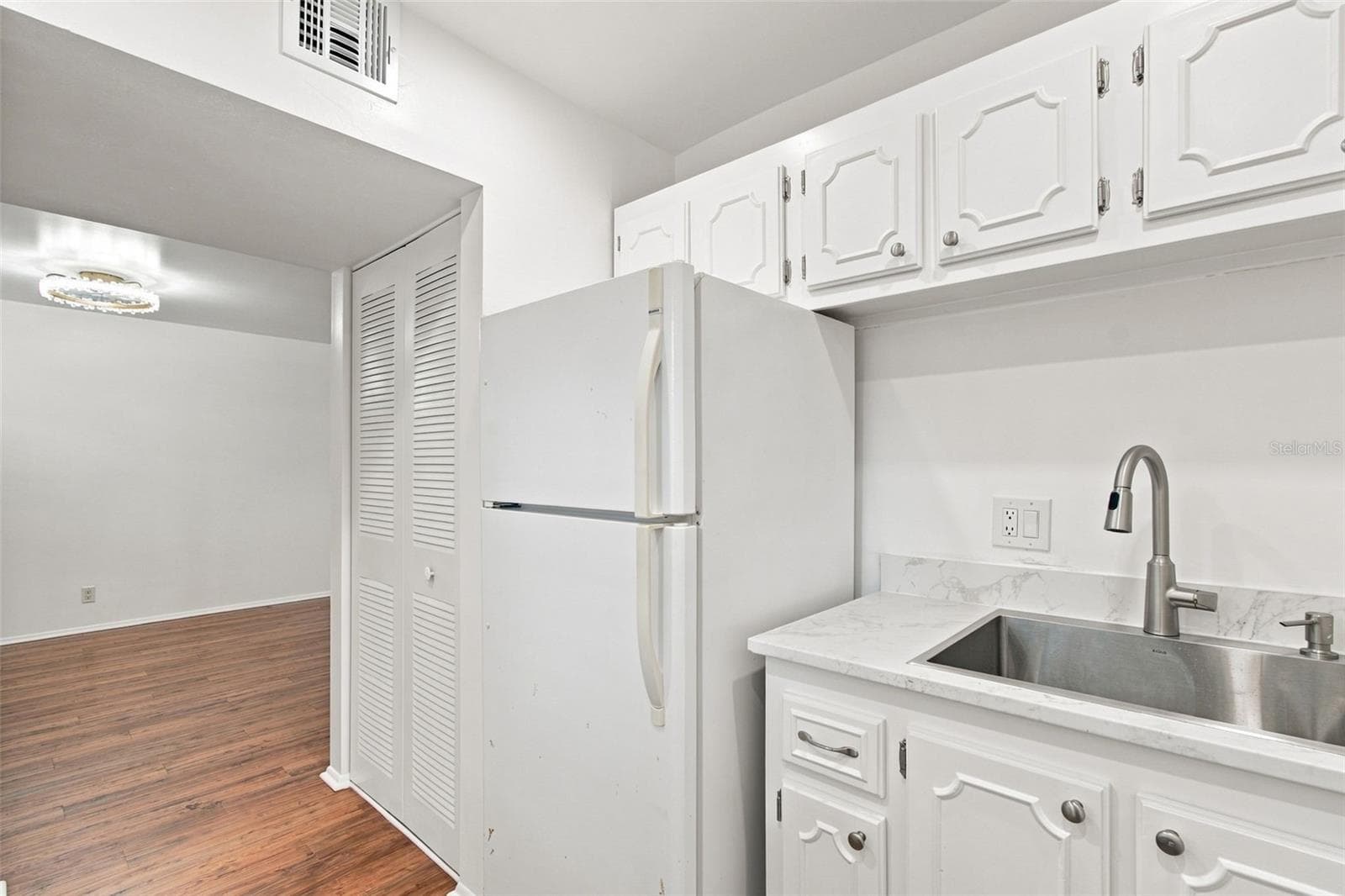 Condominium at 11485 OAKHURST RD #1200-214, LARGO, photo 19 of 70