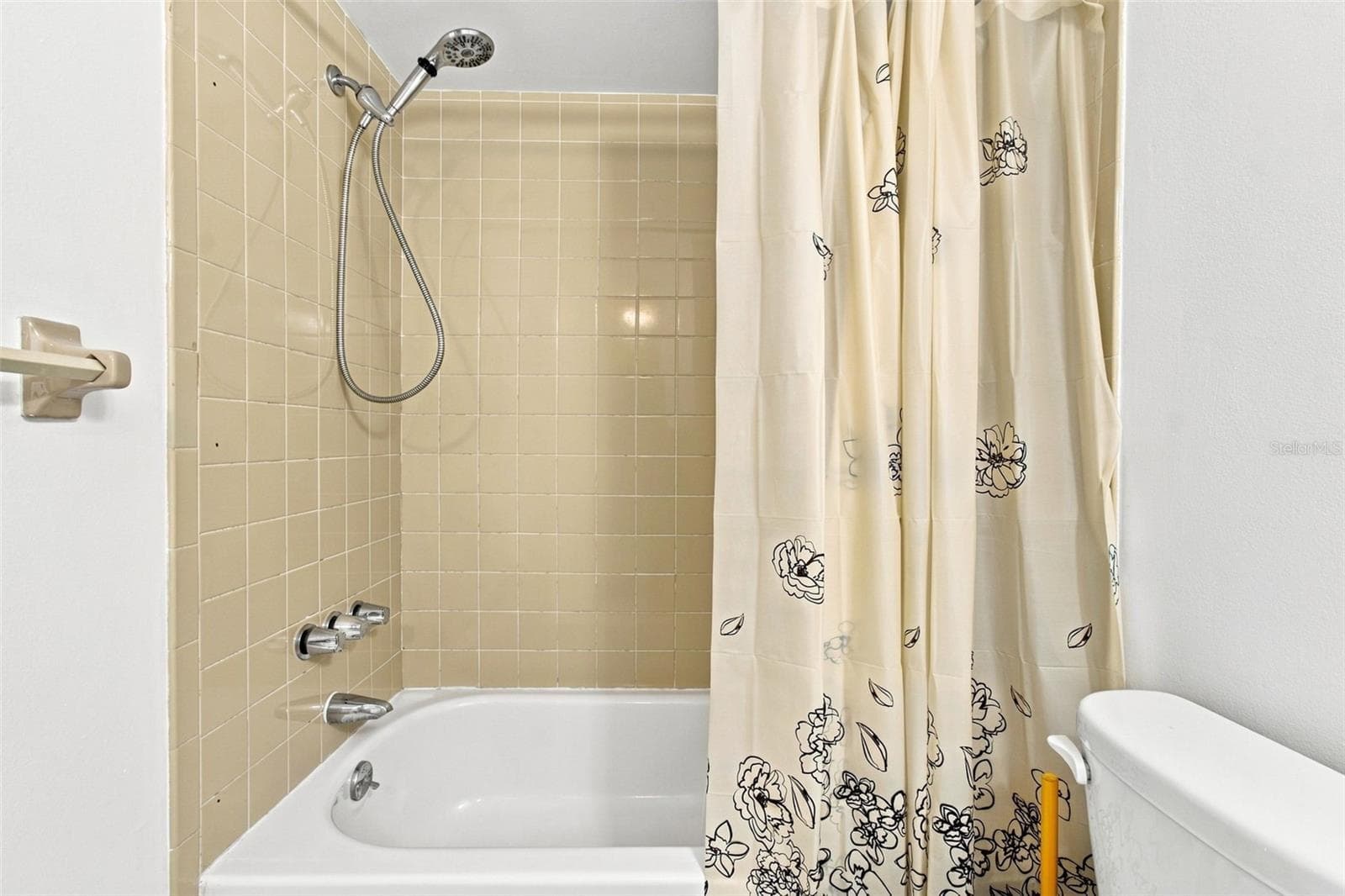 Condominium at 11485 OAKHURST RD #1200-214, LARGO, photo 23 of 70