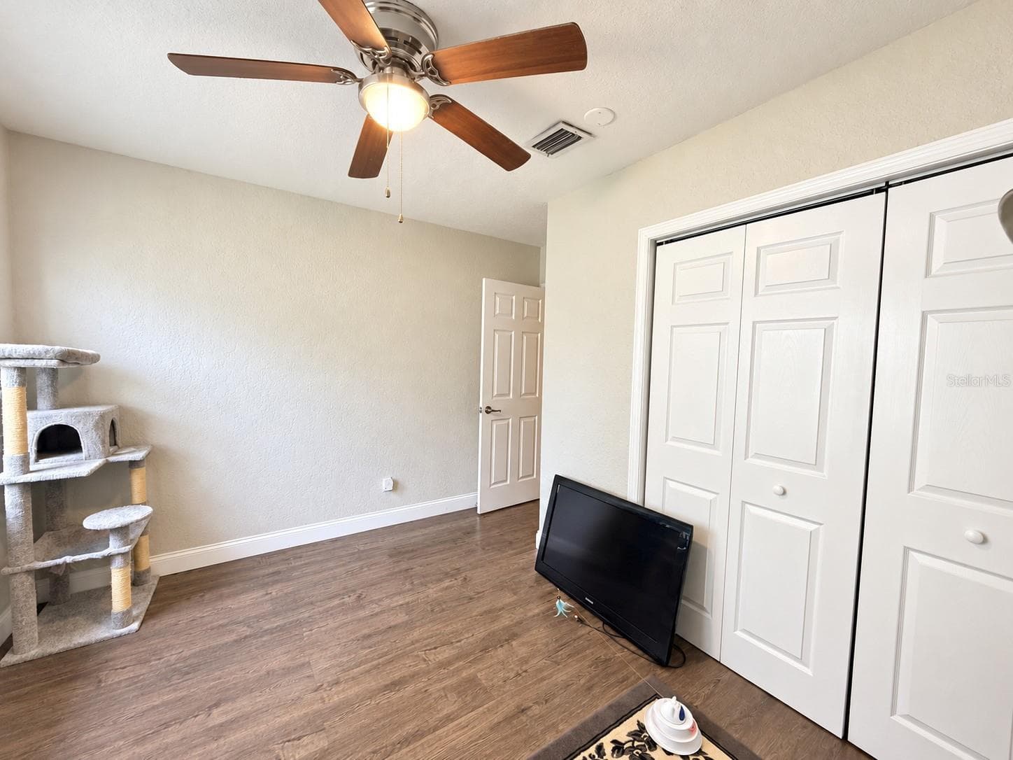 Single Family Residence at 1204 E NORTH ST, TAMPA, photo 25 of 32