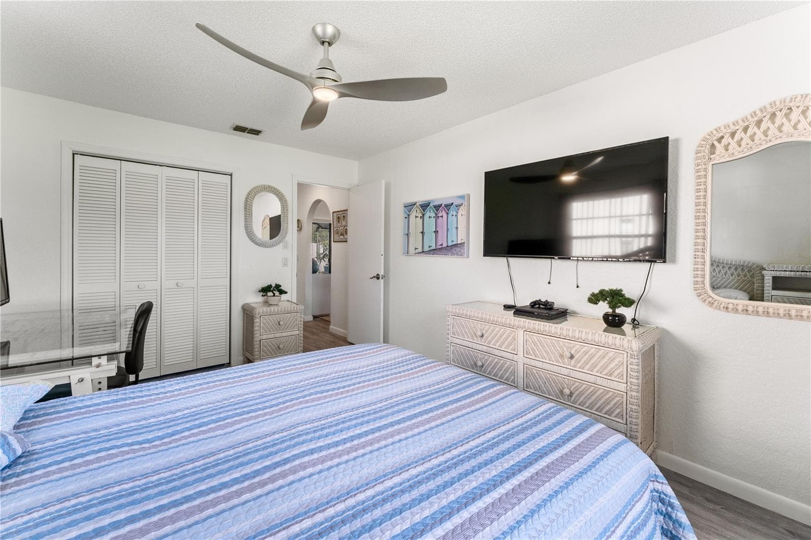 Single Family Residence at 8133 WYSOCKI CT, SPRING HILL, photo 17 of 29