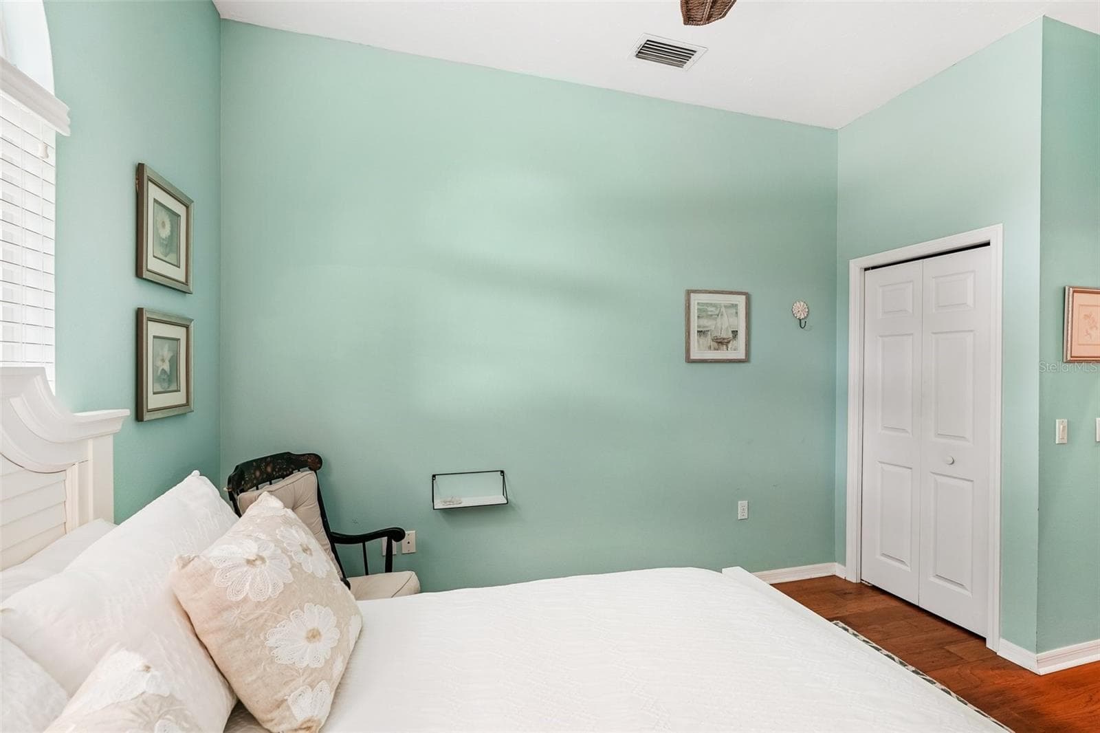 Single Family Residence at 444 FIELDSTONE DR, VENICE, photo 24 of 65