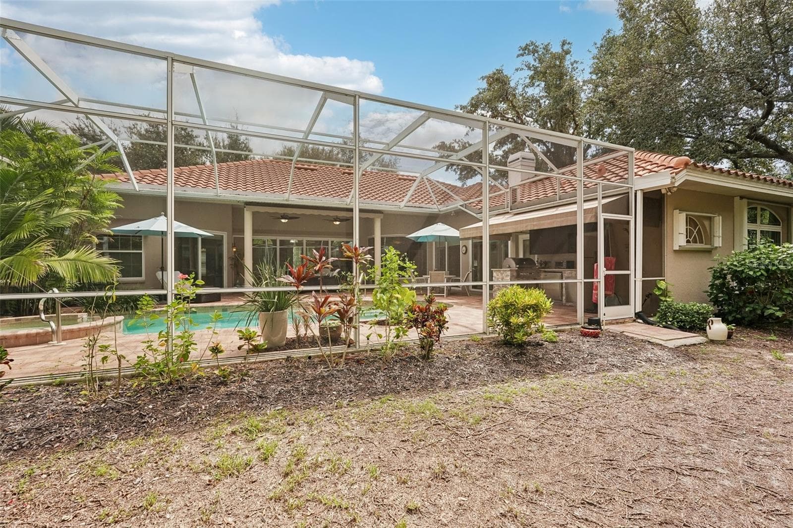 Privacy - 444 FIELDSTONE DR, VENICE