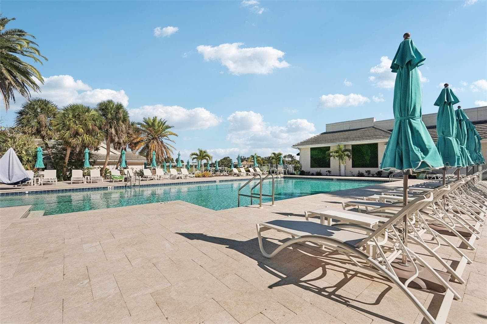 Relax - 444 FIELDSTONE DR, VENICE