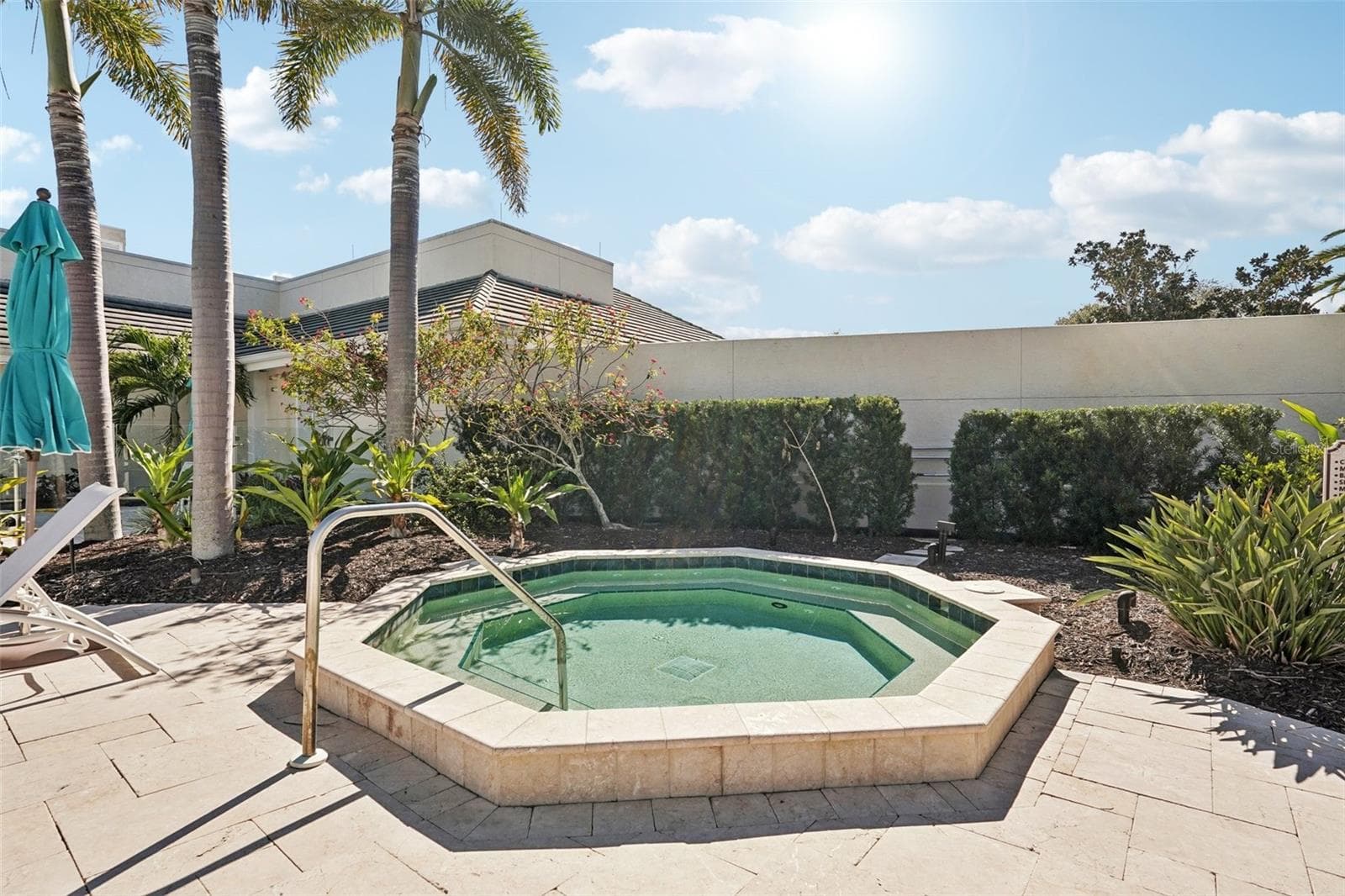 Kid's play - 444 FIELDSTONE DR, VENICE
