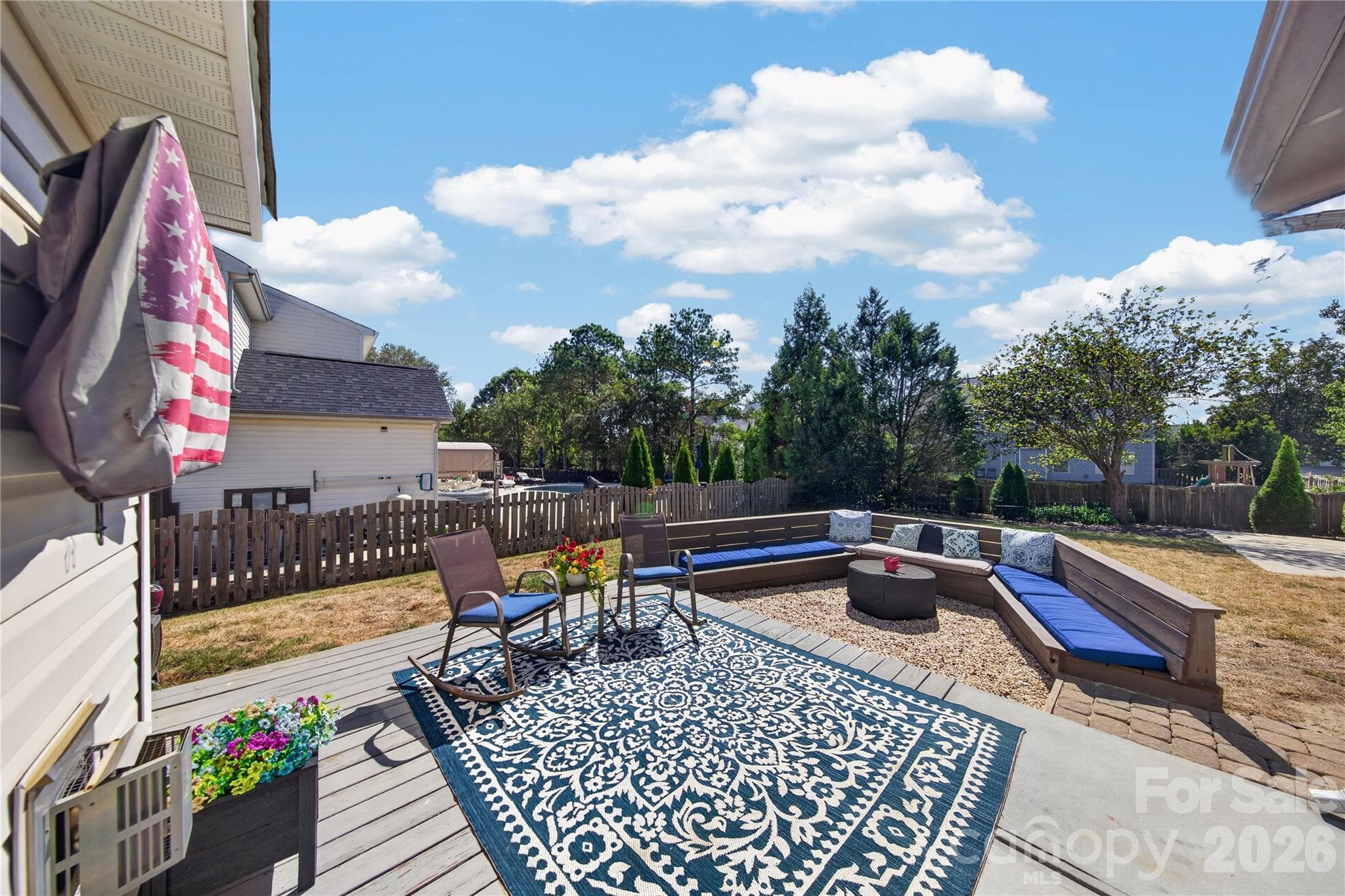 Backyard entertainment/seating area - 5725 Lindley Crescent Drive, Indian Trail