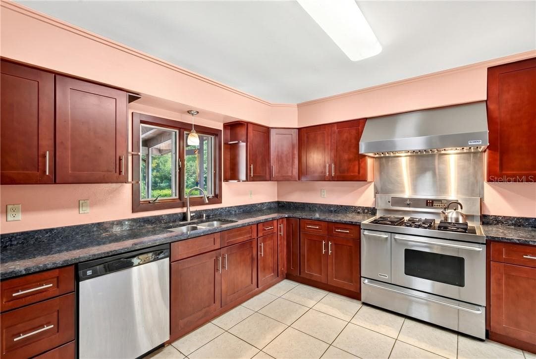 Single Family Residence at 10848 N Dragonis DR, CITRUSSPRINGS FL 34433, Citrus Springs, photo 17 of 39