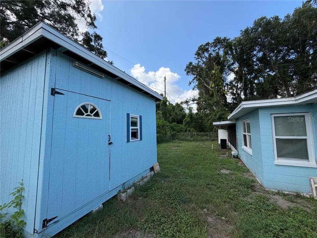 Single Family Residence at 1650 Bold LN, HOLIDAY FL 34691, photo 17 of 53