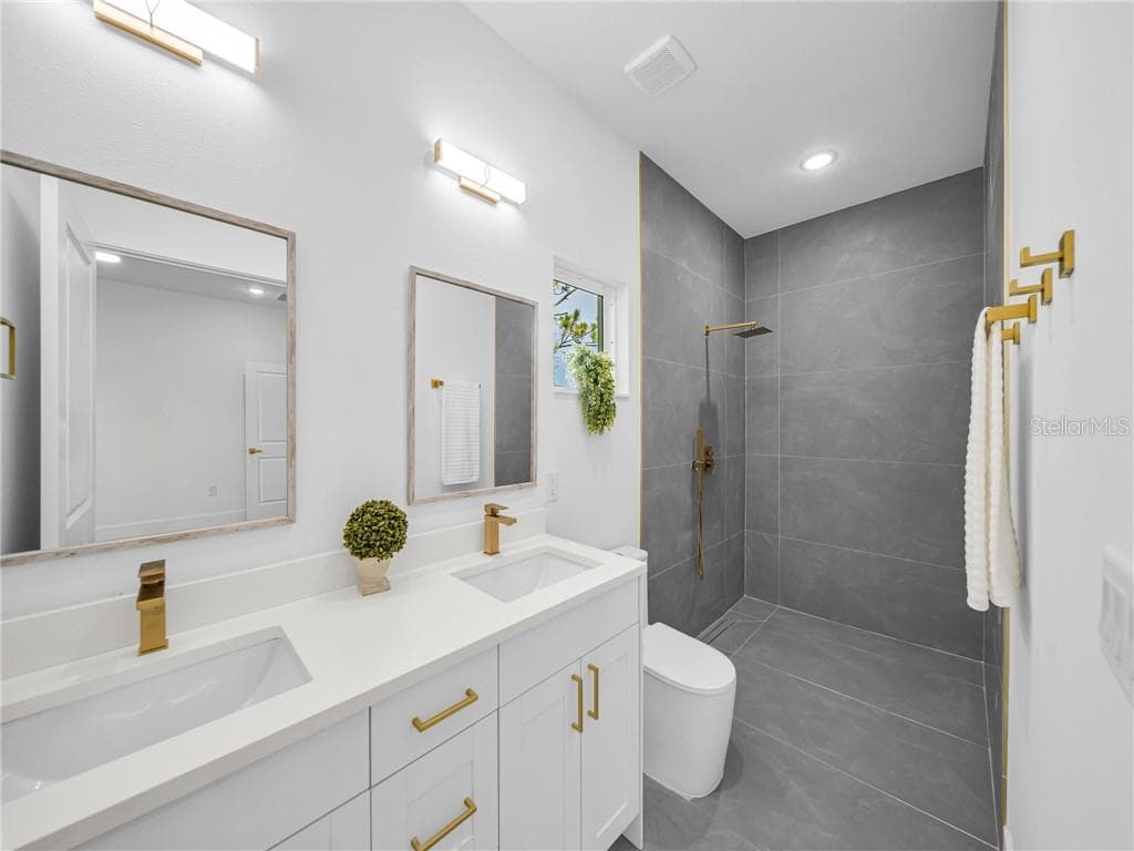 Primary Bathroom Vanity and Shower Area - 6664 N Bedstrow BLVD, CITRUSSPRINGS FL 34434, Citrus Springs