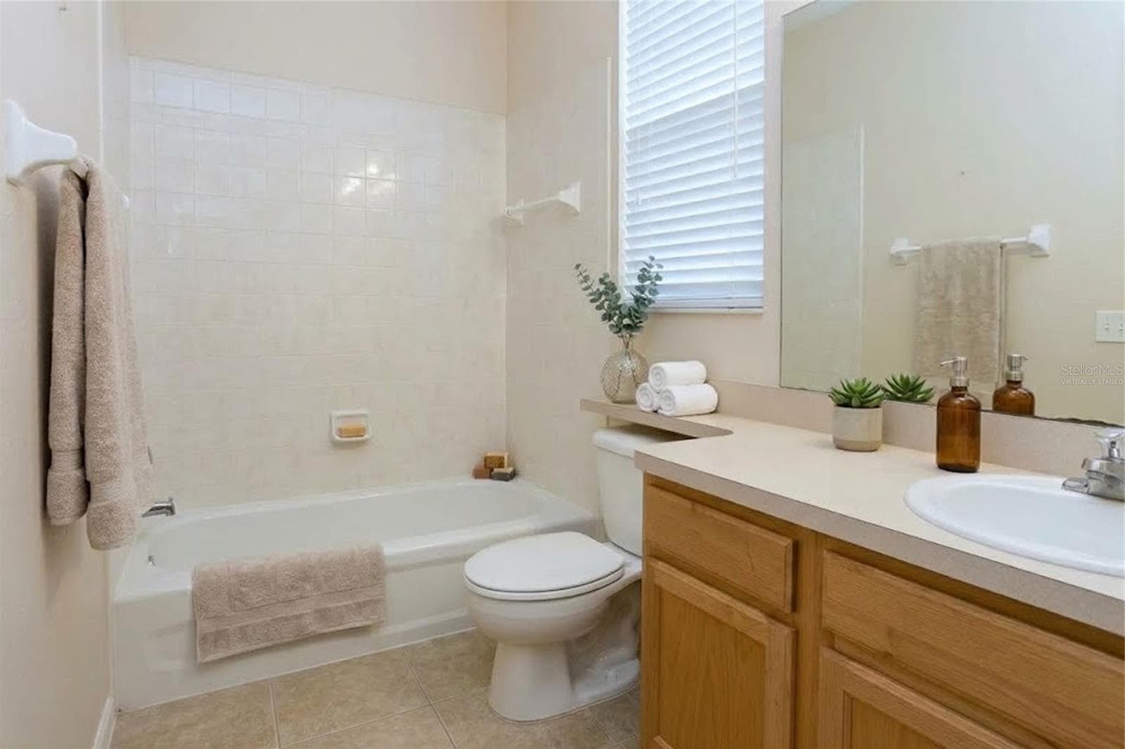 Virtually Staged - 2336 RYE GRASS LN, OVIEDO