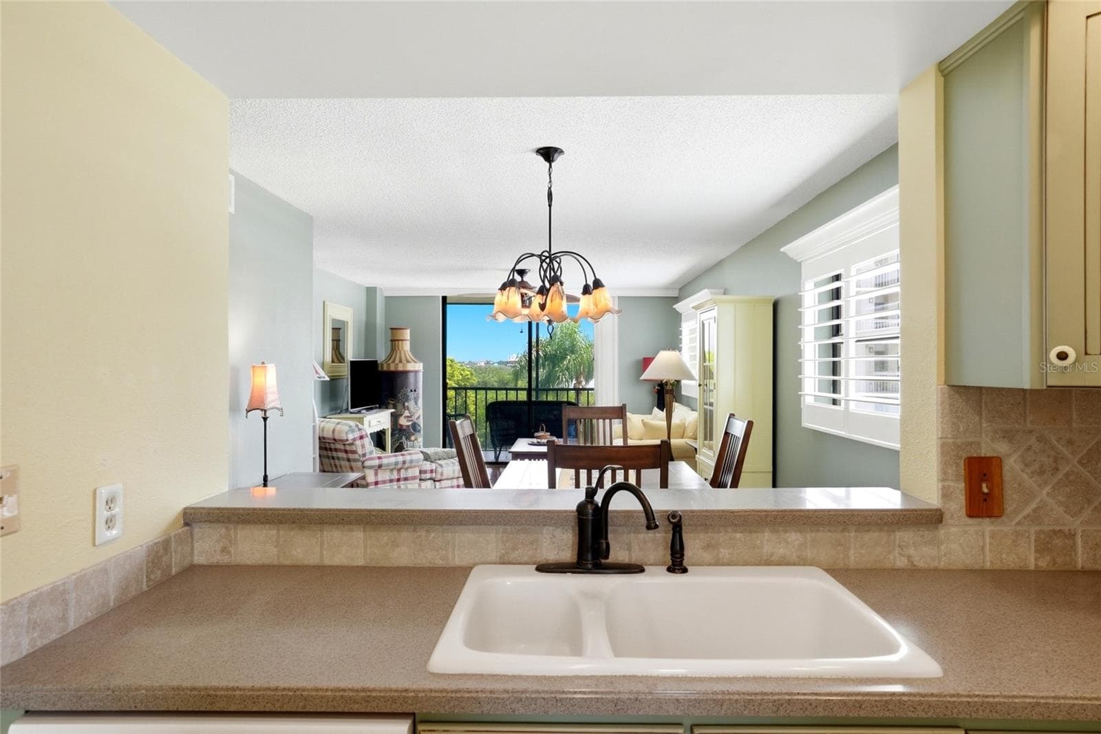 Condominium at 1328 PASADENA AVE S #308, SOUTH PASADENA, photo 5 of 33