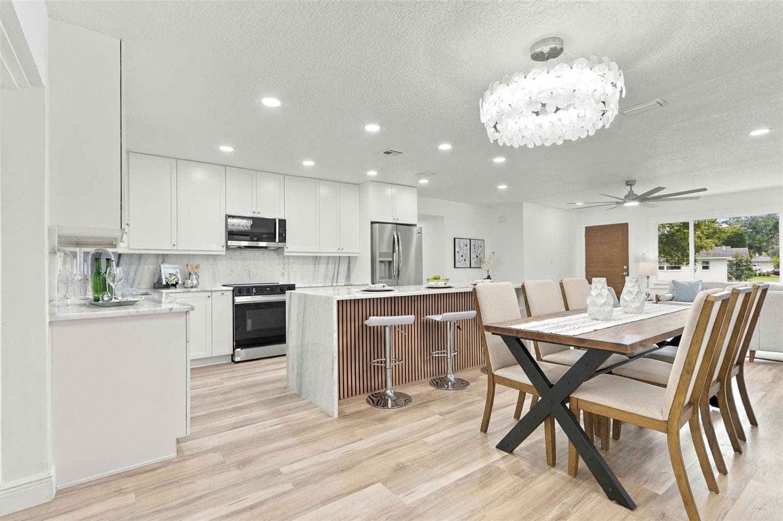 Single Family Residence at 190 ROPER DR, WINTER GARDEN, photo 12 of 51