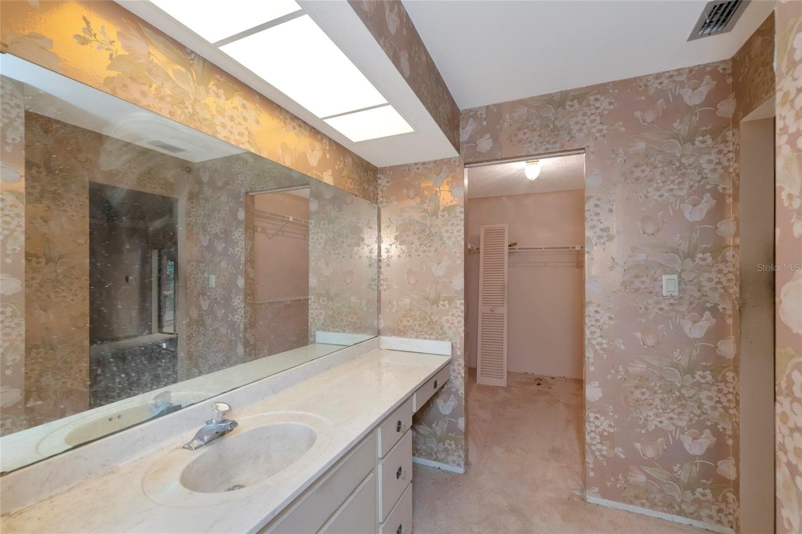 Large Walk-In Closet - 4781 STONE RIDGE TRL, SARASOTA