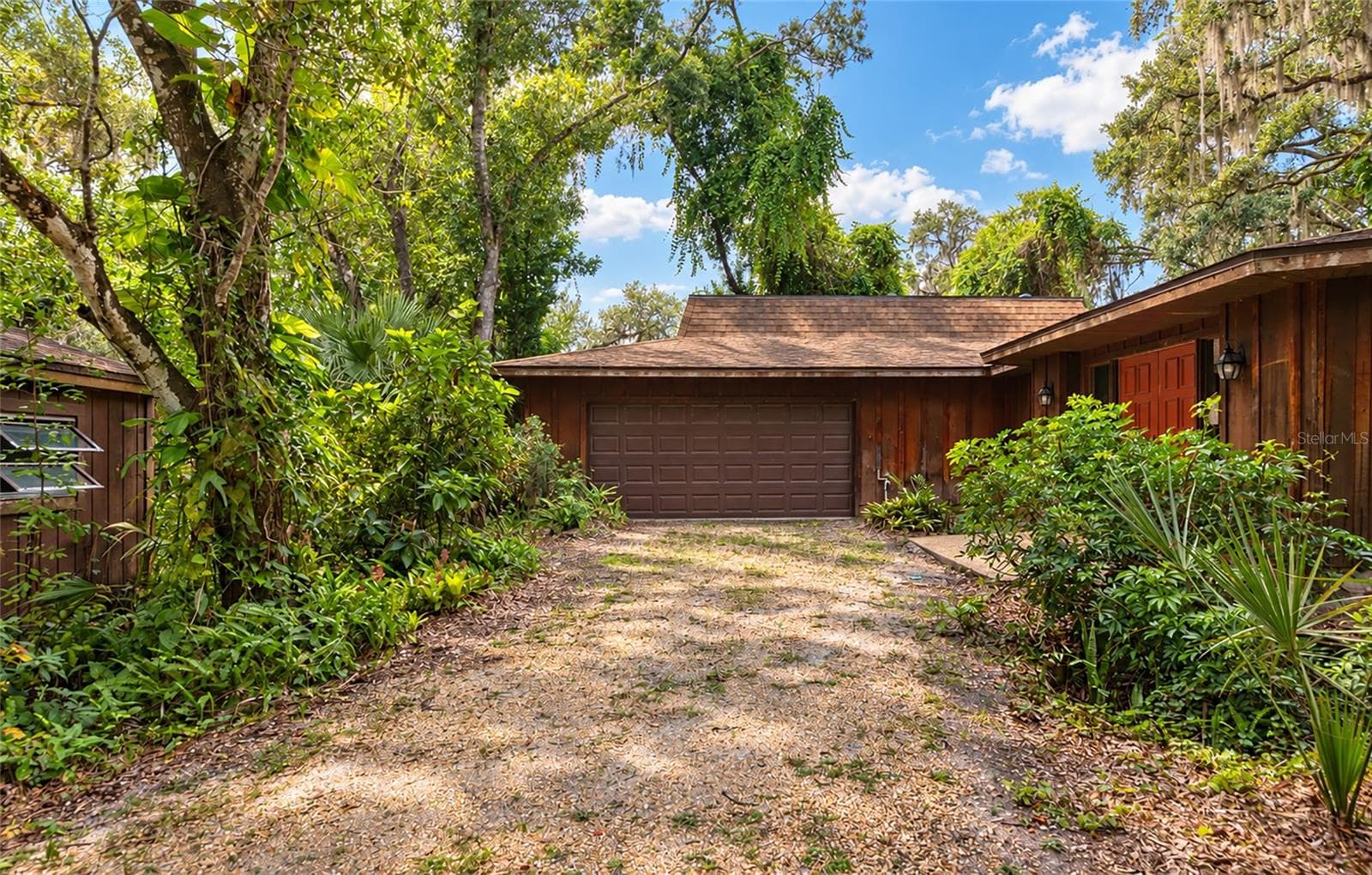 Side Entry Garage with Detached Utility Shed. - 4781 STONE RIDGE TRL, SARASOTA