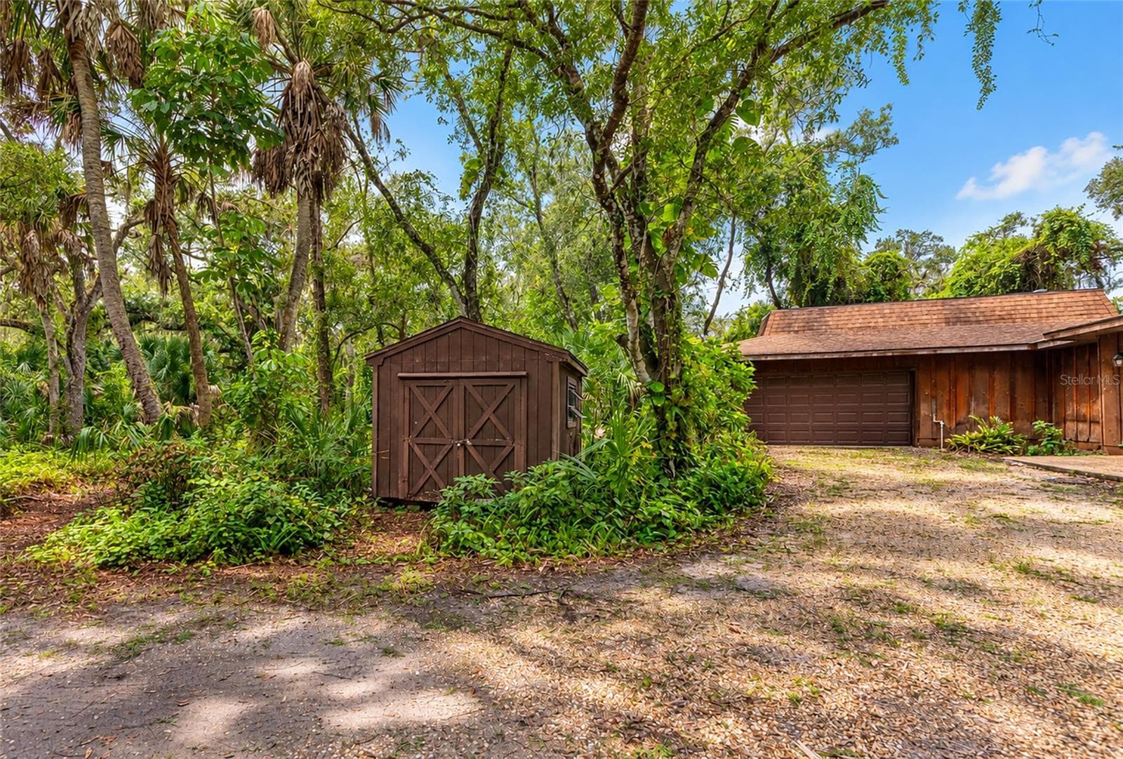 Beautiful Wooded Setting in a Great Location - 4781 STONE RIDGE TRL, SARASOTA