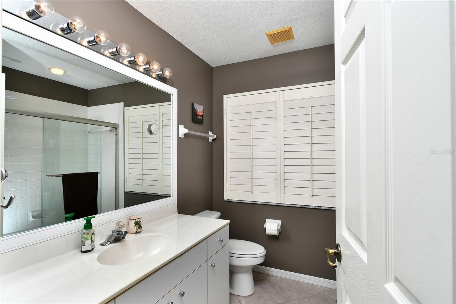 Single Family Residence at 24068 REDFISH COVE DR, PUNTA GORDA, photo 21 of 38