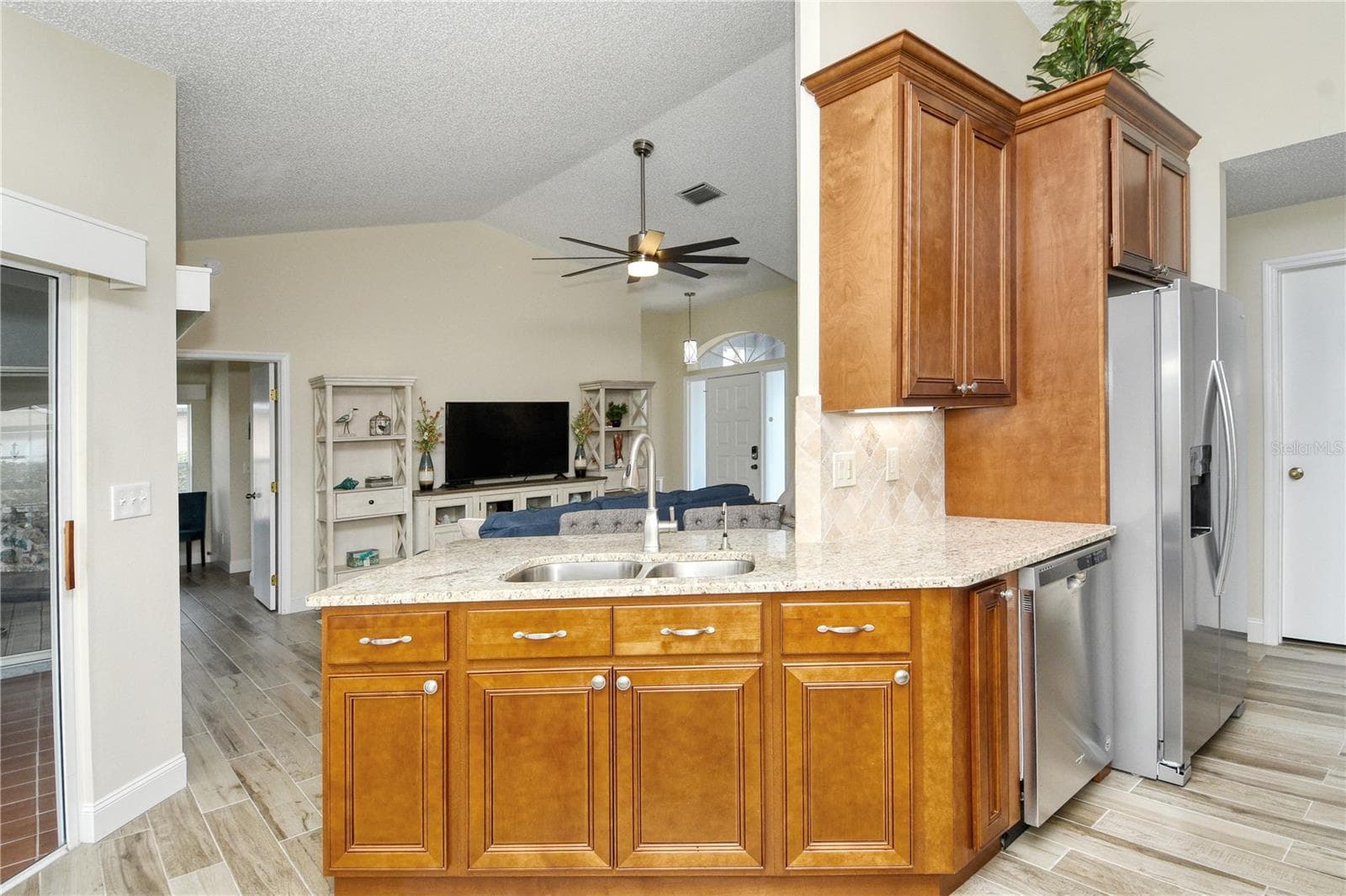 Kitchen - 1604 ALEXANDER CROSSING WAY, SUN CITY CENTER