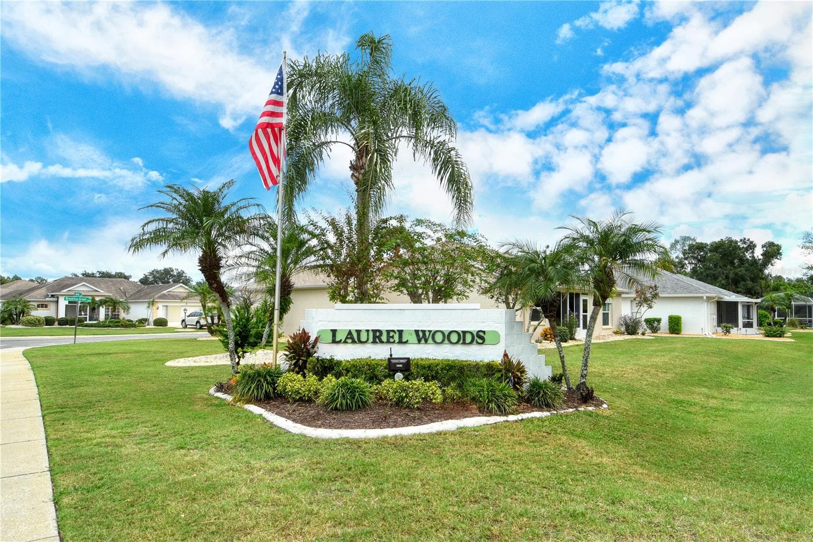 Laurel Woods - 1604 ALEXANDER CROSSING WAY, SUN CITY CENTER