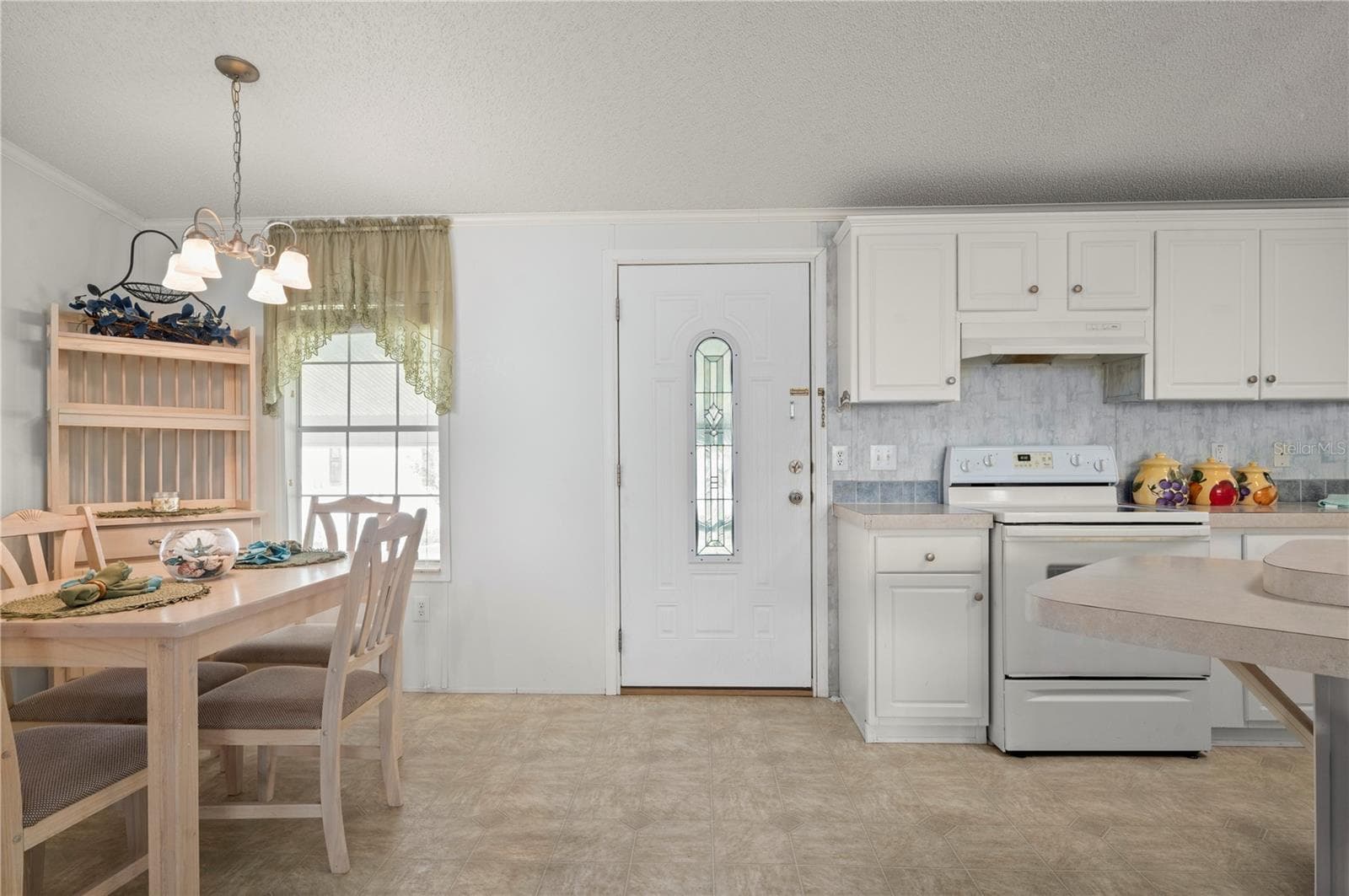 Manufactured Home at 720 DANIA CT, PUNTA GORDA, photo 9 of 23