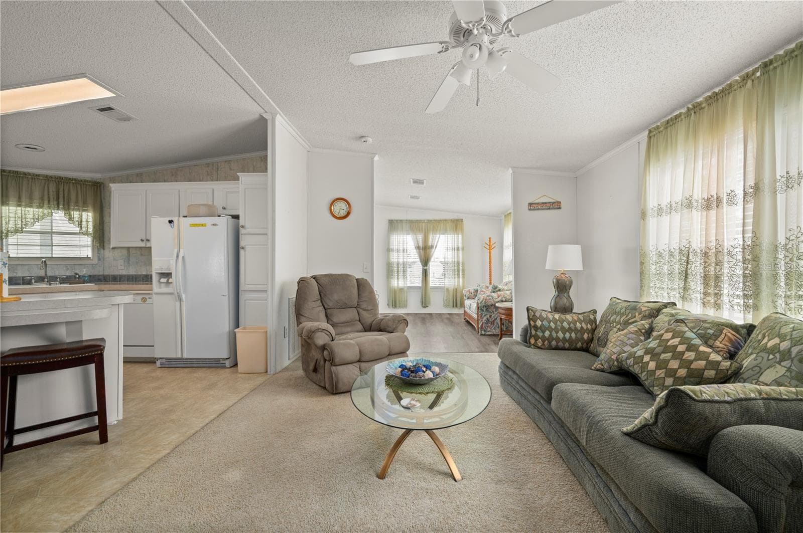 Manufactured Home at 720 DANIA CT, PUNTA GORDA, photo 13 of 23