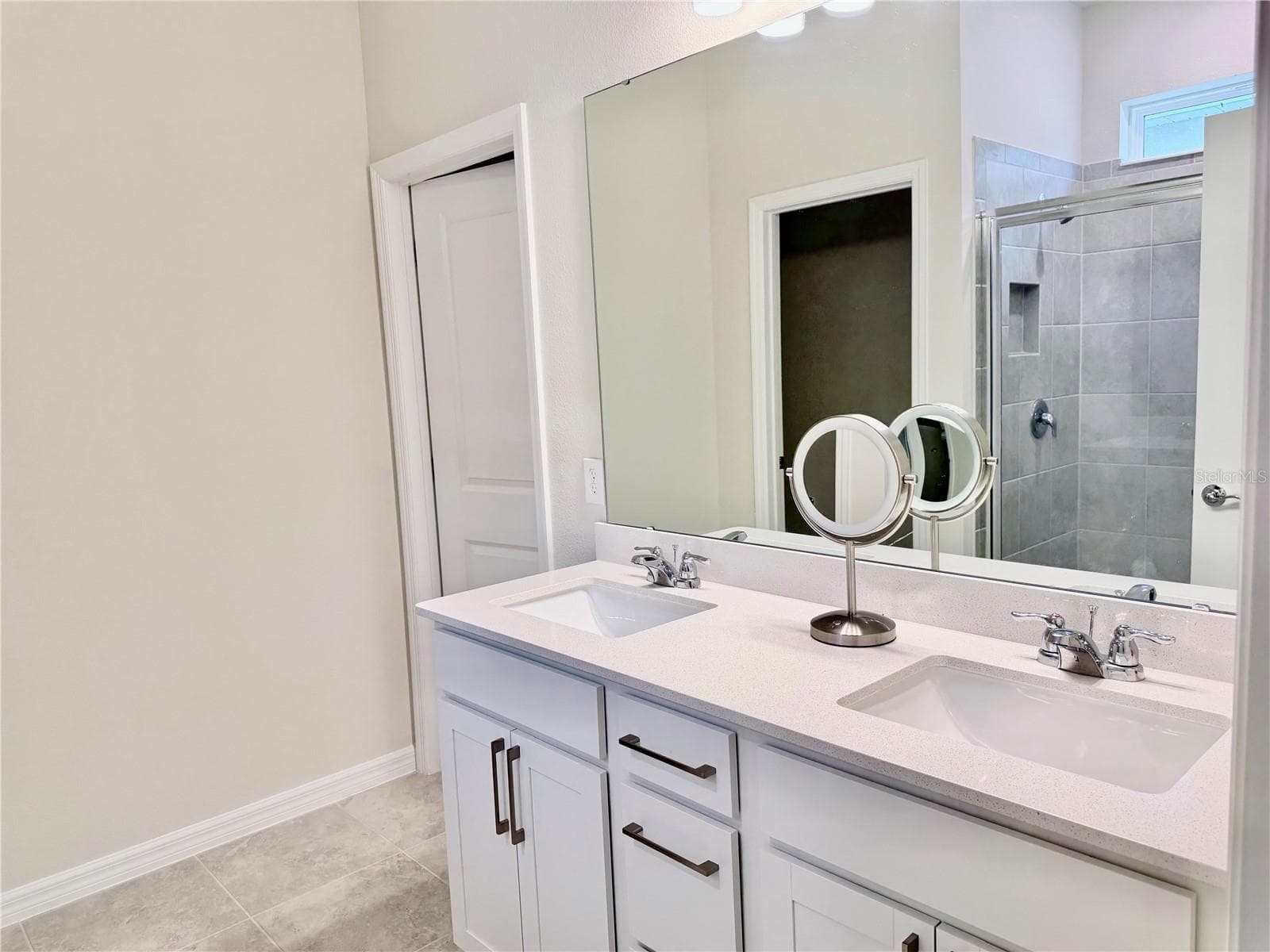 Single Family Residence at 3027 NORCOTT DR, DAVENPORT, photo 19 of 37