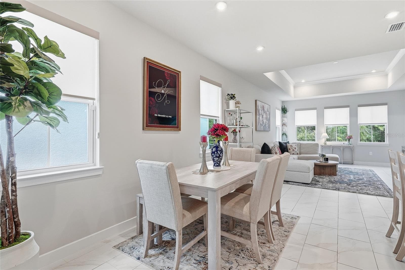 Single Family Residence at 14437 MAIDEN TER, LAKEWOOD RANCH, photo 11 of 29