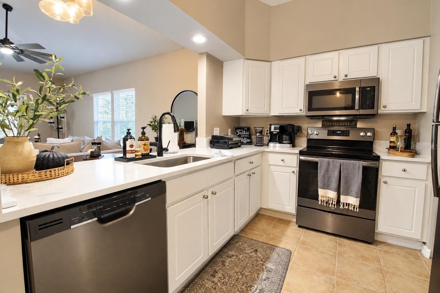 Condominium at 9124 SW 51 RD #B 303, GAINESVILLE, photo 2 of 29
