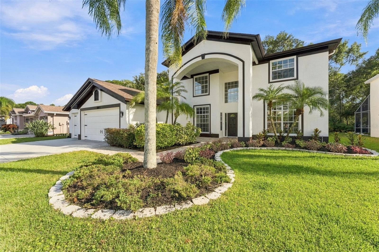 Exterior of home was just re-painted - 10102 VISTA POINTE DR, TAMPA