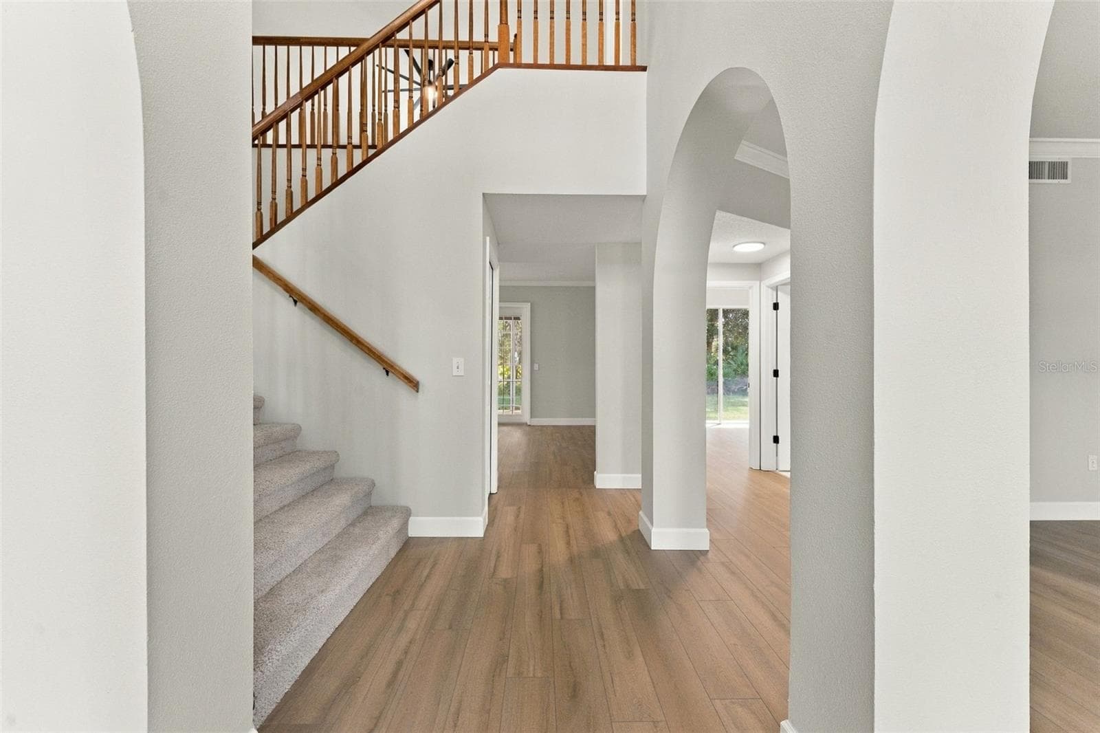 View upon entering front door - 10102 VISTA POINTE DR, TAMPA