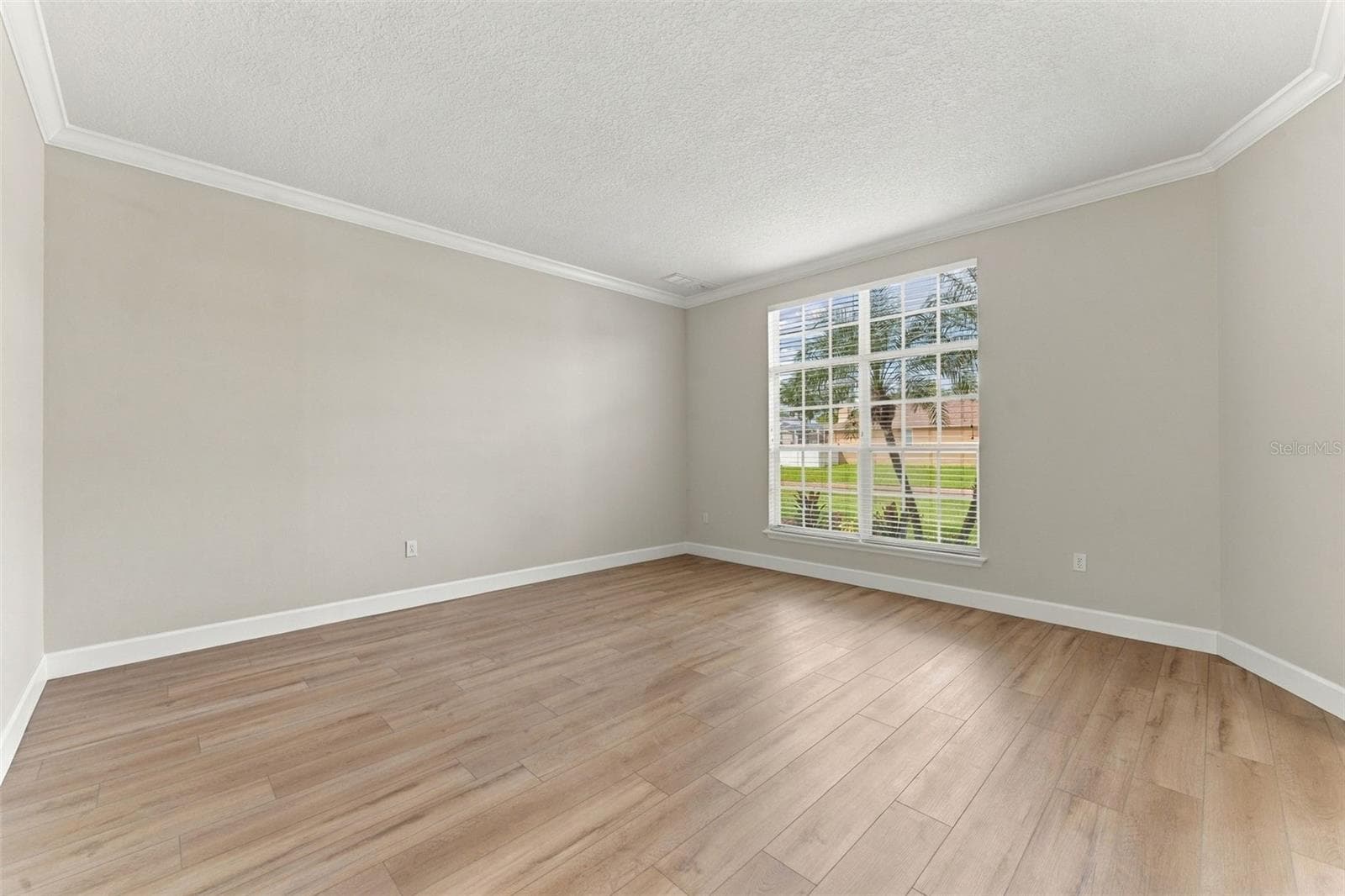 Formal living room area - 10102 VISTA POINTE DR, TAMPA