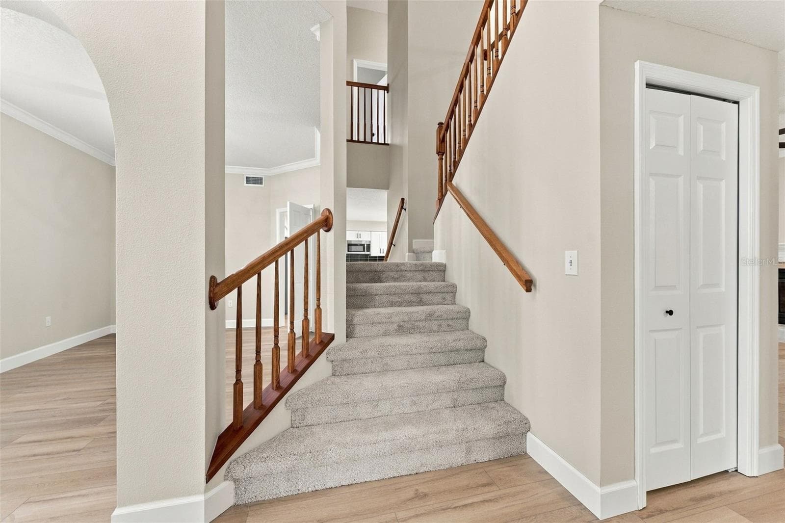 Staircase leading you to the 2nd floor - 10102 VISTA POINTE DR, TAMPA