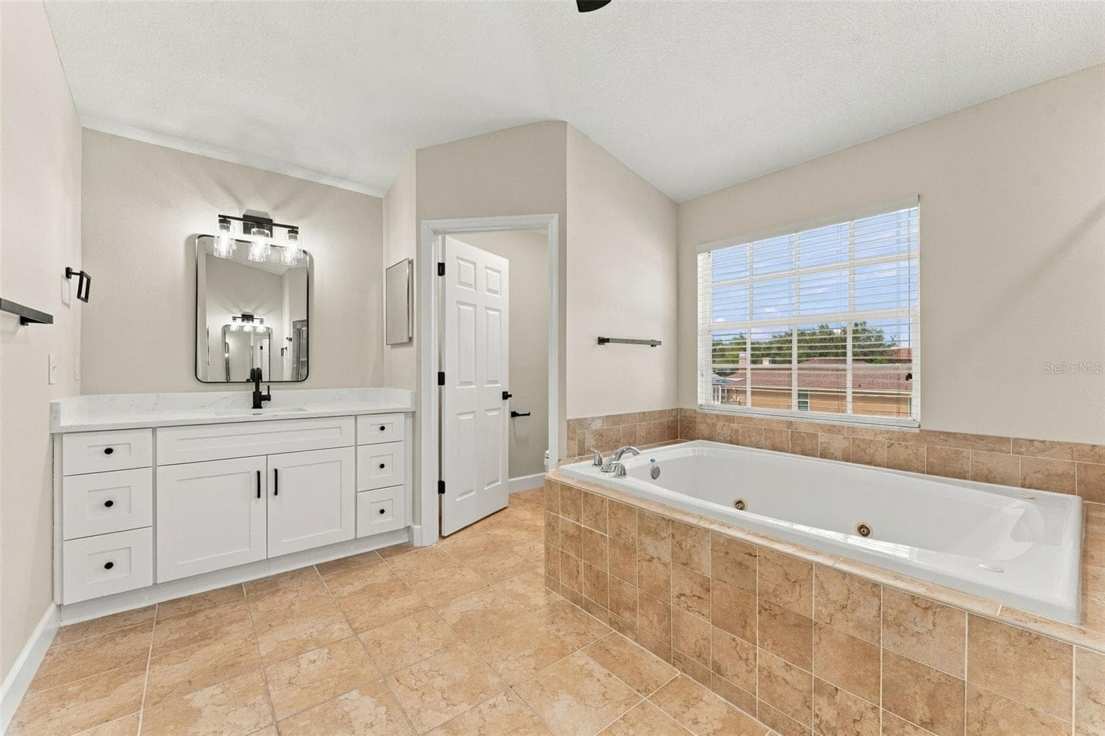 Primary bathroom with dual vanities - 10102 VISTA POINTE DR, TAMPA