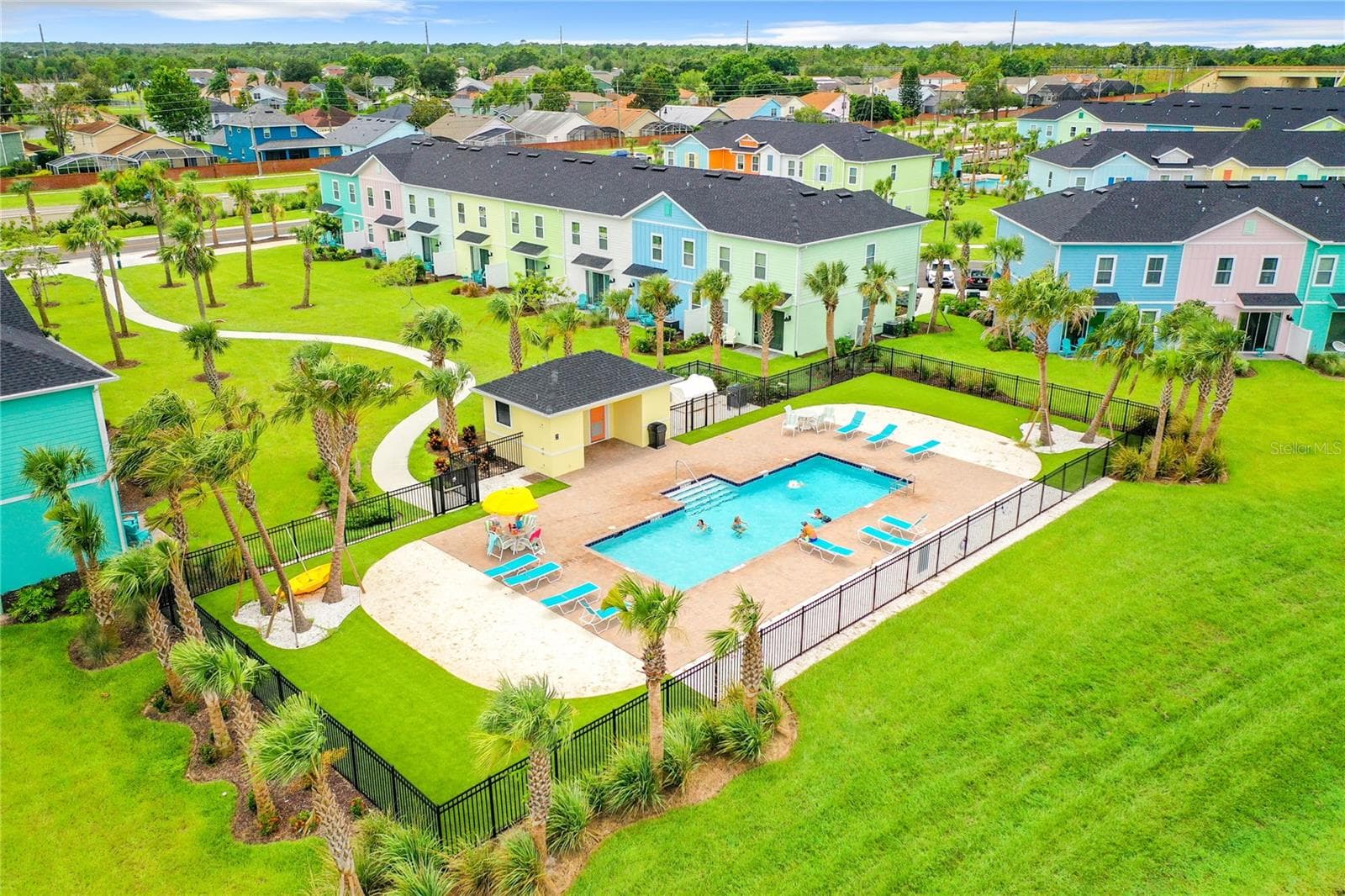 Townhouse at 2979 CASTAWAY LN, KISSIMMEE, photo 70 of 79