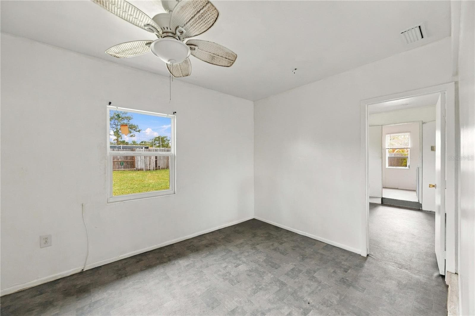 Single Family Residence at 4331 S BISCAYNE DR, NORTH PORT, photo 19 of 38