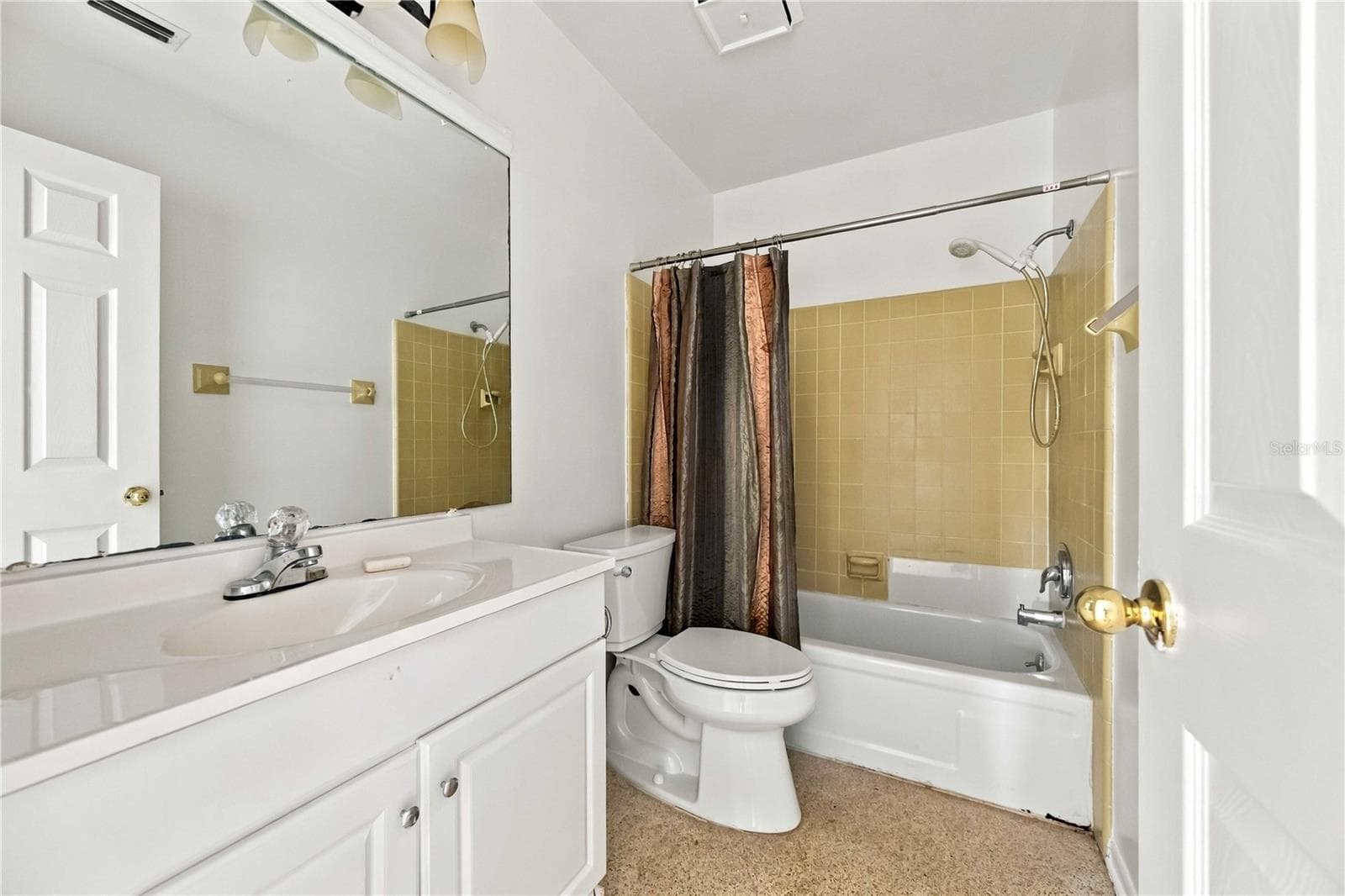 Single Family Residence at 4331 S BISCAYNE DR, NORTH PORT, photo 31 of 38