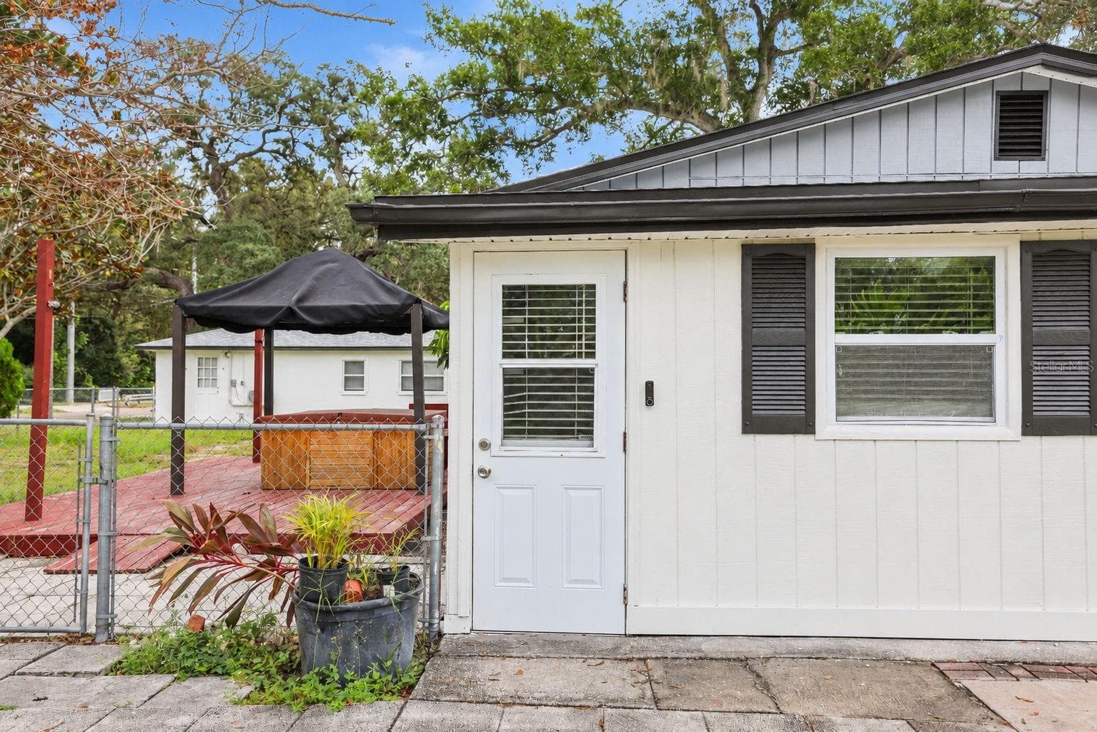 Single Family Residence at 374 3RD ST NW, LARGO, photo 4 of 41