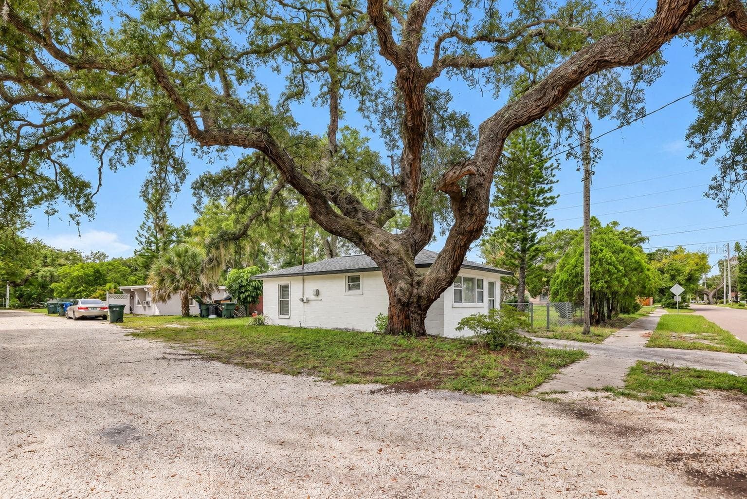 Single Family Residence at 374 3RD ST NW, LARGO, photo 39 of 41
