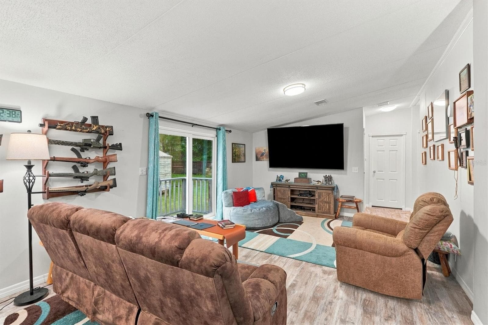 Manufactured Home at 17220 NE 28TH ST, WILLISTON, photo 6 of 29