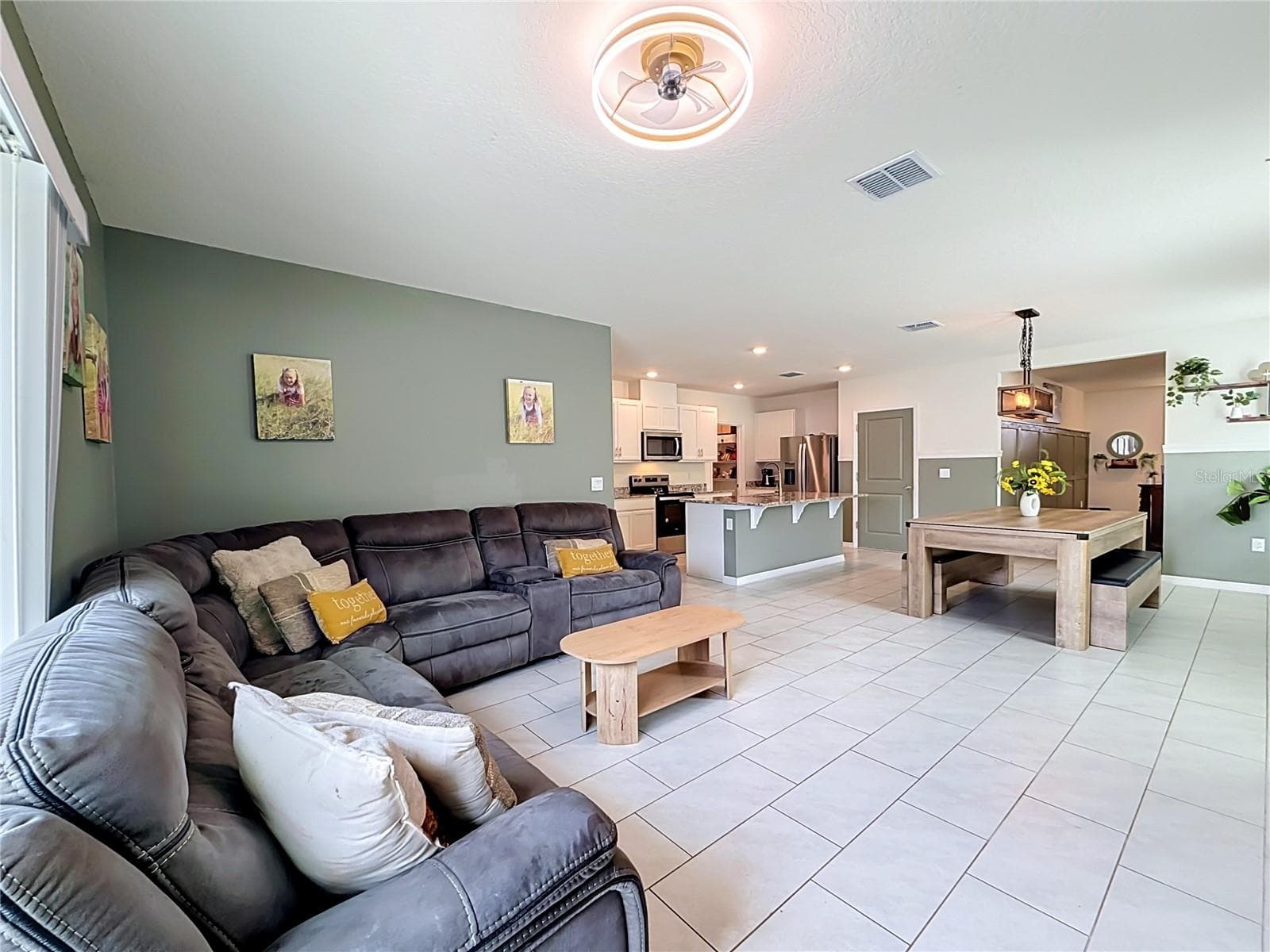 Single Family Residence at 182 AMBERWOOD WAY, UMATILLA, photo 16 of 50