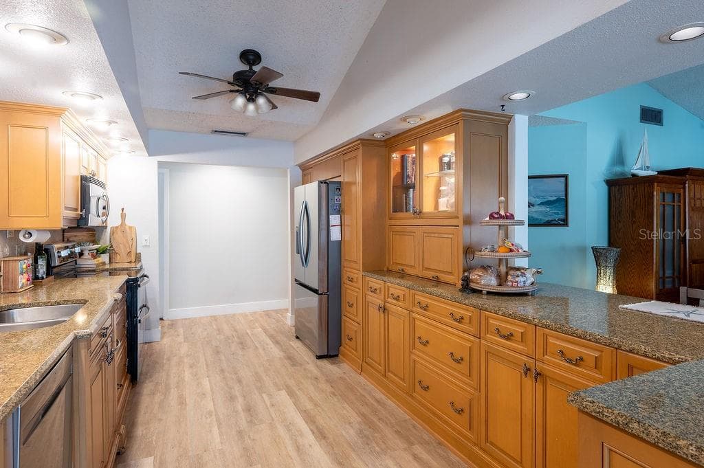 Single Family Residence at 8004 NW 11TH AVE, BRADENTON, photo 13 of 48