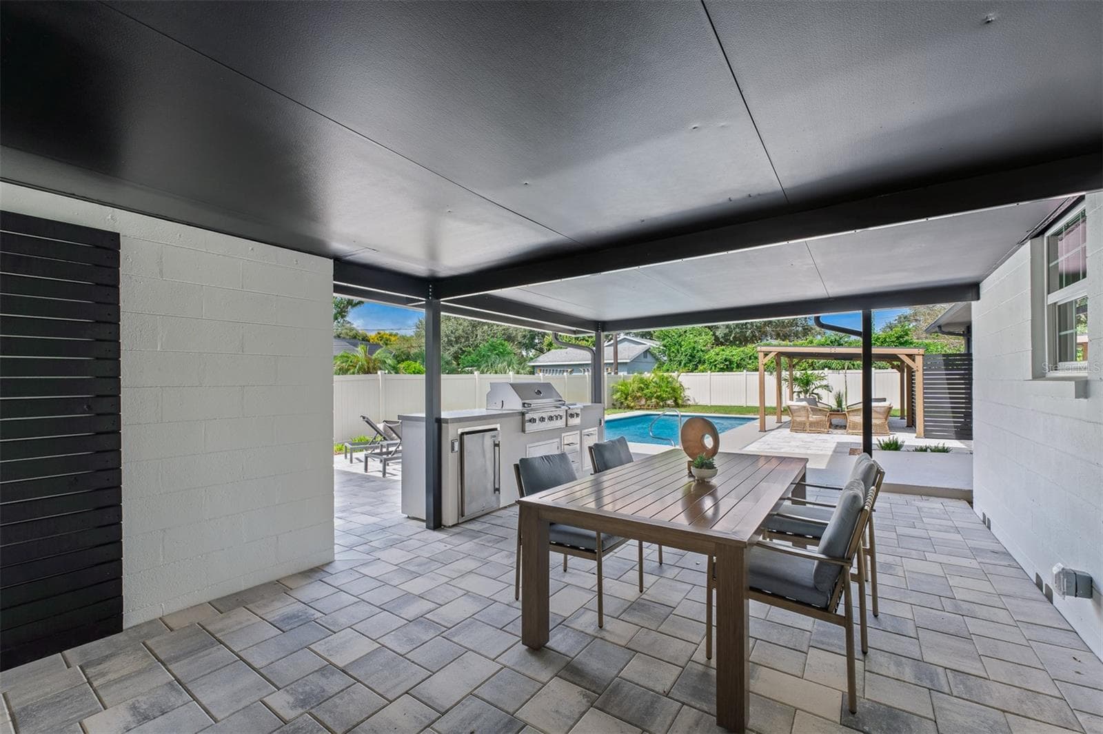 Covered lanai with outdoor kitchen - 2501 NANCY ST, ORLANDO